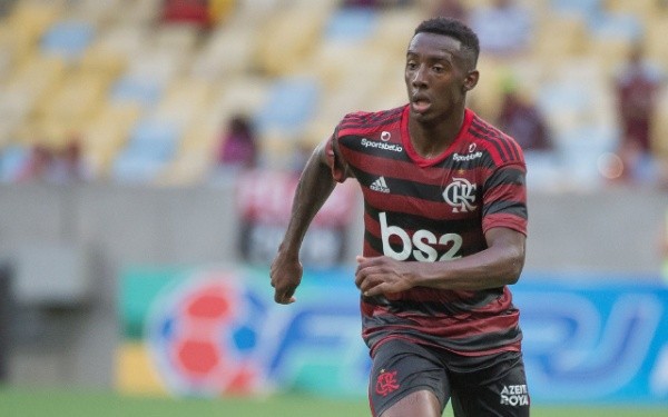 Foto: Alexandre Vidal/Flamengo – Yuri Cesar também entrou na onda de zoeira contra o Vasco após vitória do Mengão na base