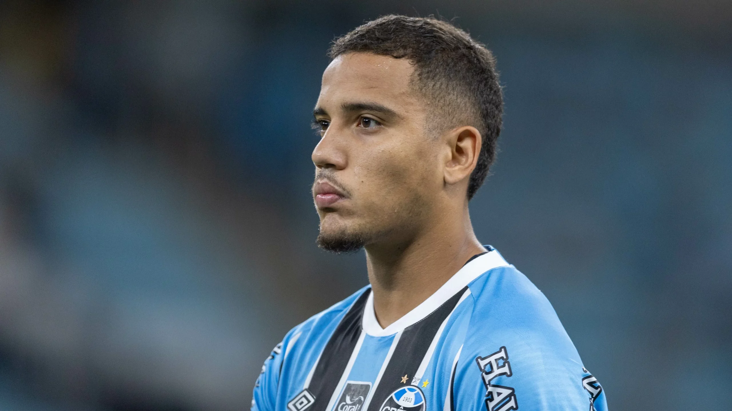 Gustavo Martins é um dos poupados na estreia da Sul-Americana – Foto: Liamara Polli/AGIF