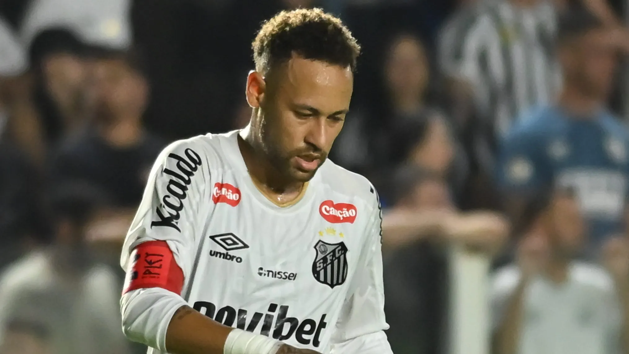 Neymar - Foto: Jota Erre/AGIF.