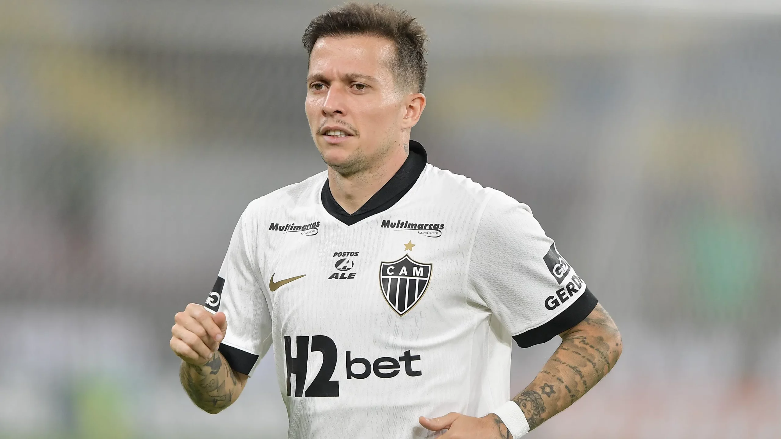 Bernard foi o autor do primeiro gol atleticano. Foto: Thiago Ribeiro/AGIF