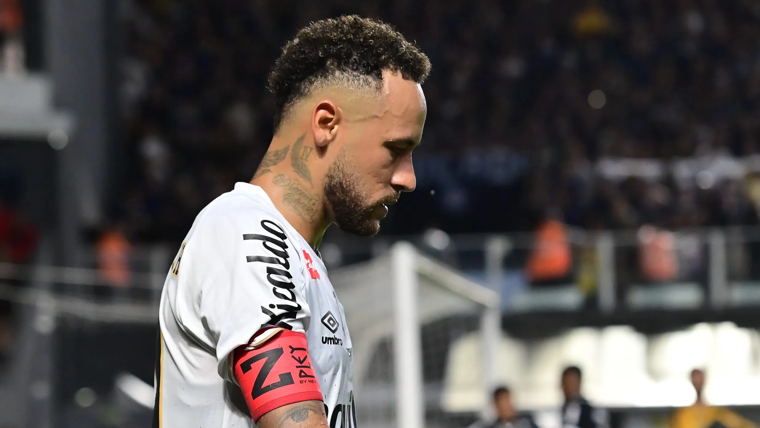 Neymar - Foto: Jota Erre/AGIF.
