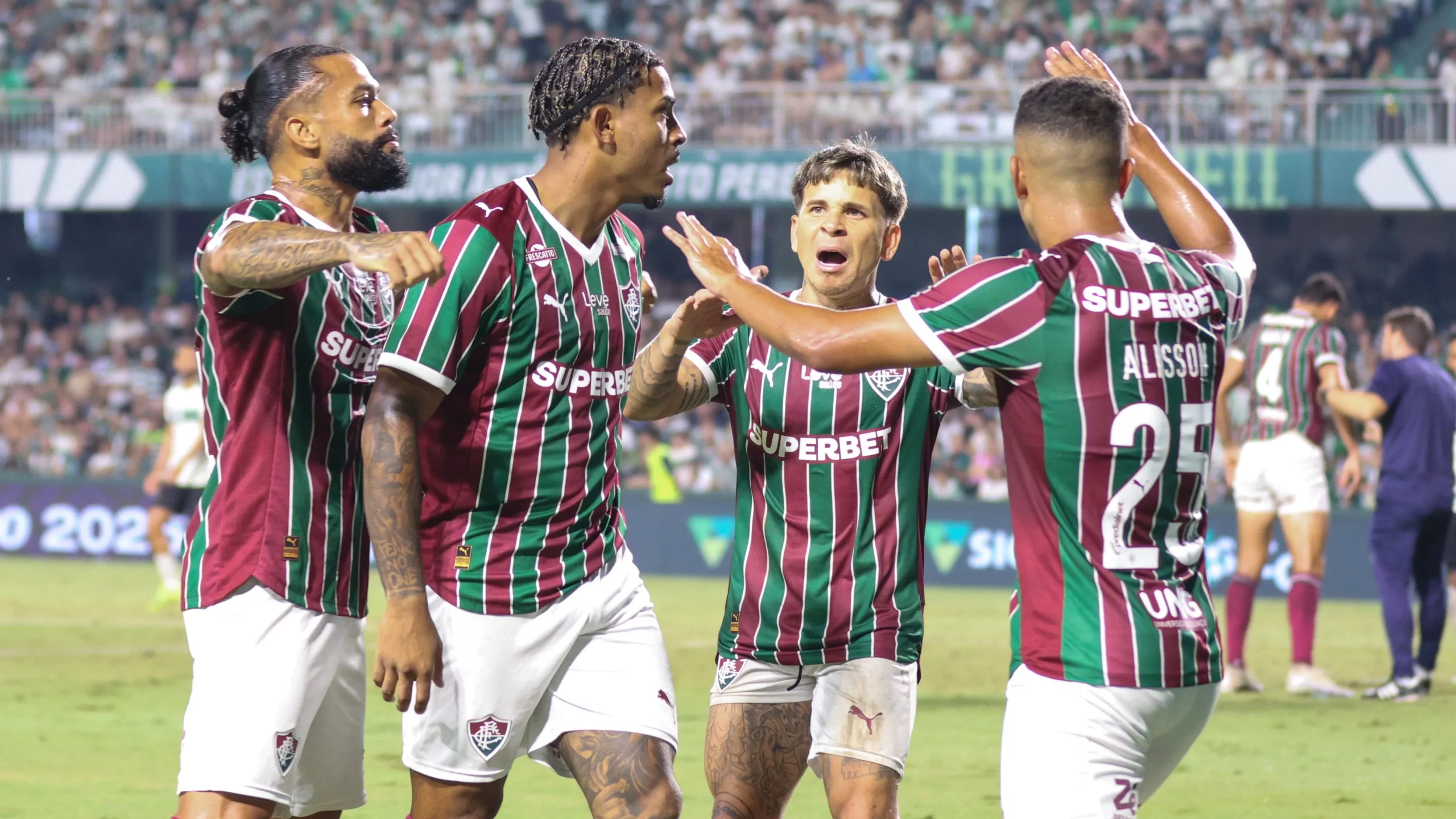 Coritiba x Fluminense - Foto: Robson Mafra/AGIF.