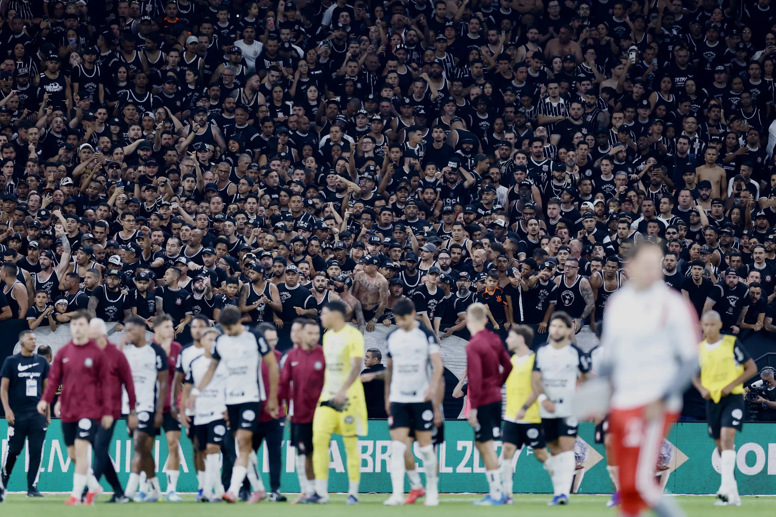Torcida do Corinthians durante partida contra Internacional no estadio Arena Corinthians pelo campeonato Brasileiro A 2026. Foto: Marcello Zambrana/AGIF