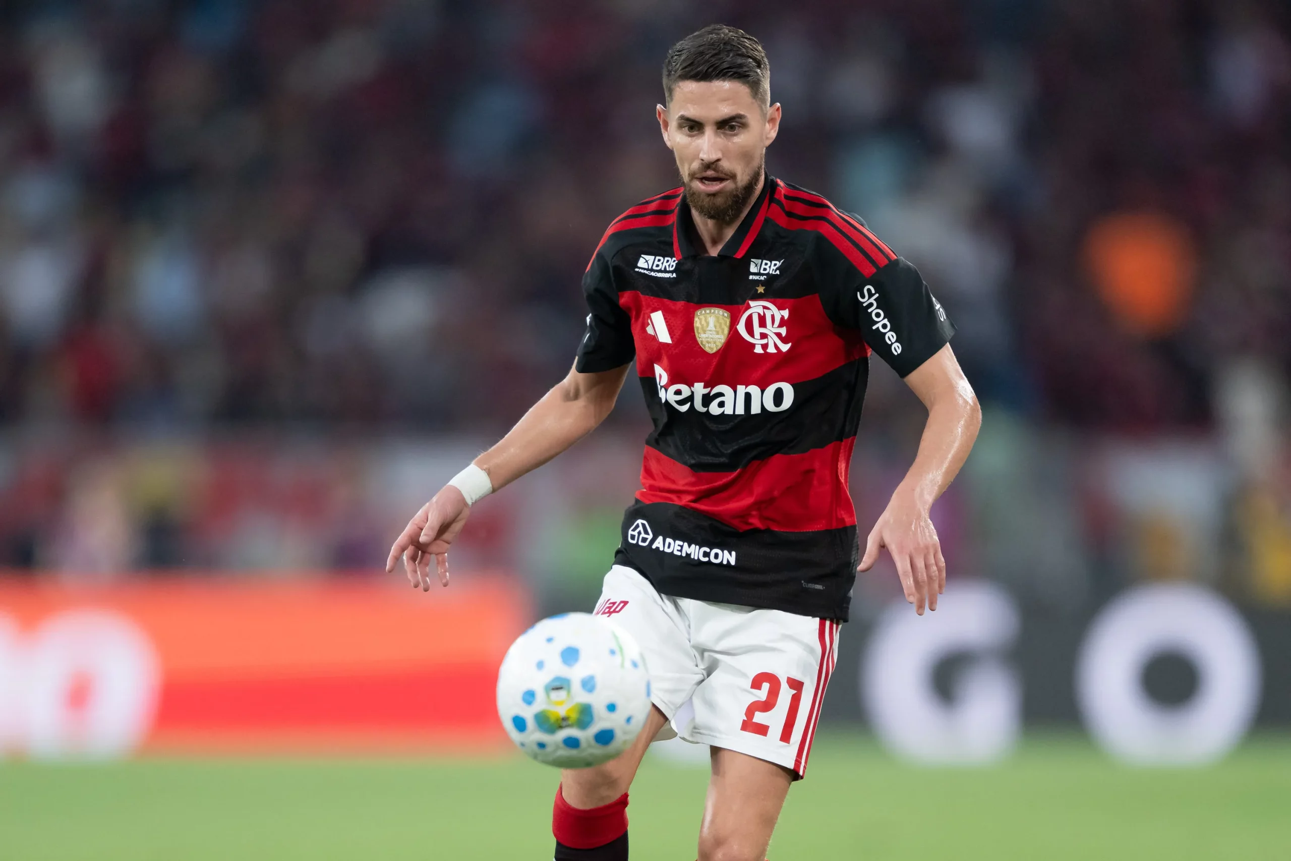 Jorginho é desfalque do Flamengo contra o Cuco. Foto: Jorge Rodrigues/AGIF