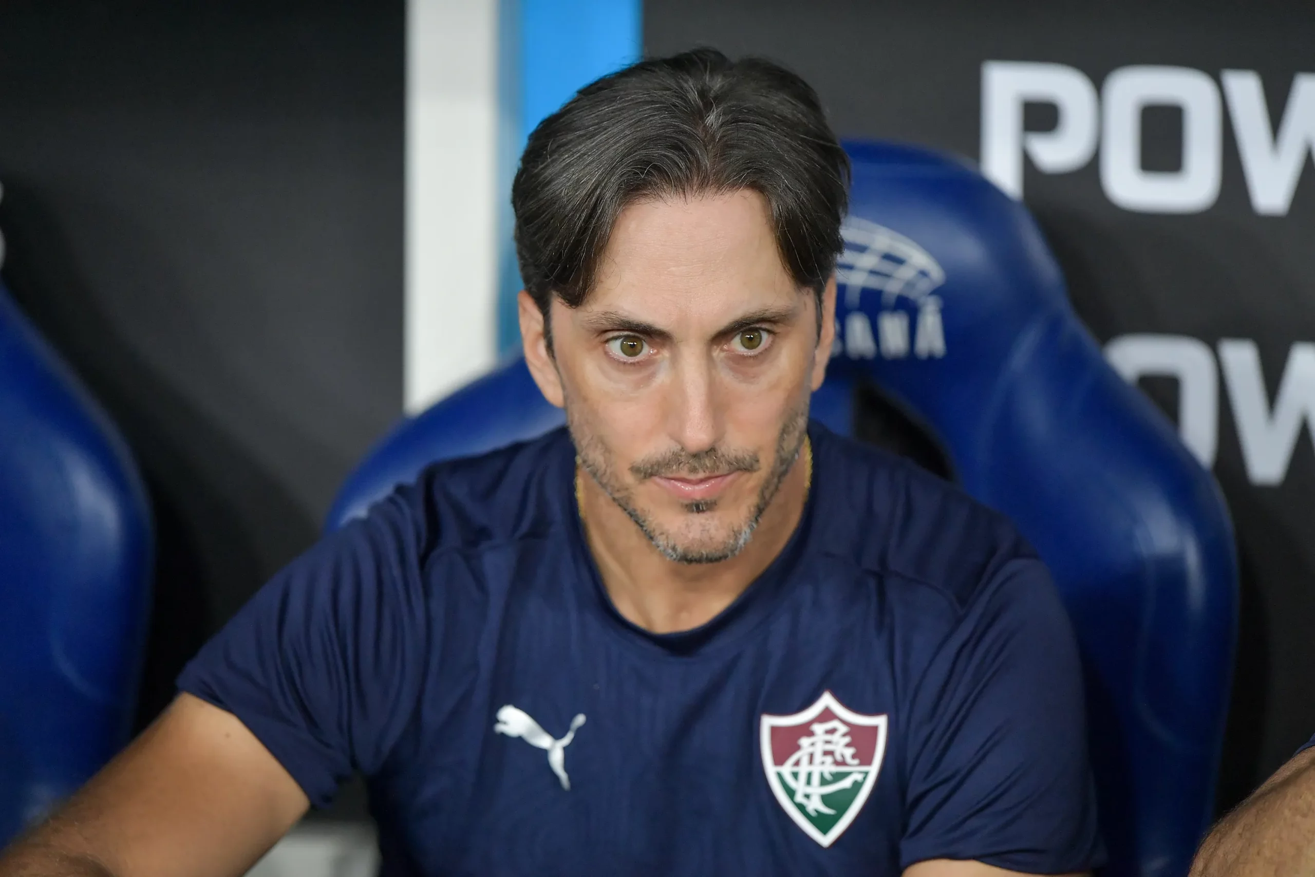Luis Zubeldia tecnico do Fluminense durante partida contra o Independiente no estadio Maracana pelo campeonato Copa Libertadores 2026. Foto: Thiago Ribeiro/AGIF