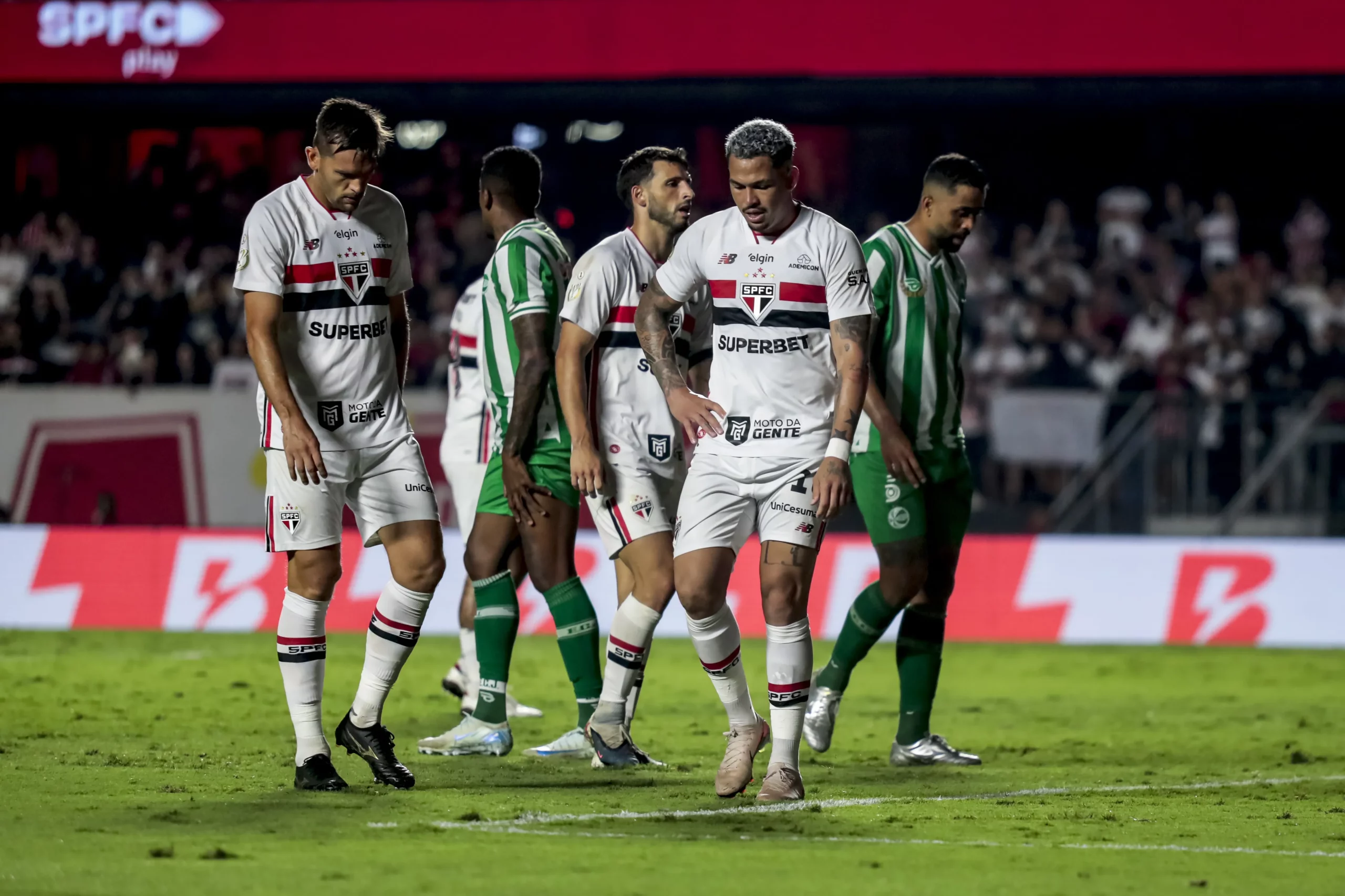 SP – SAO PAULO – 21/04/2026 – COPA DO BRASIL 2026, SAO PAULO X JUVENTUDE – Luciano jogador do Sao Paulo durante partida contra o Juventude no estadio Morumbi pelo campeonato Copa Do Brasil 2026. Foto: Marco Miatelo/AGIF