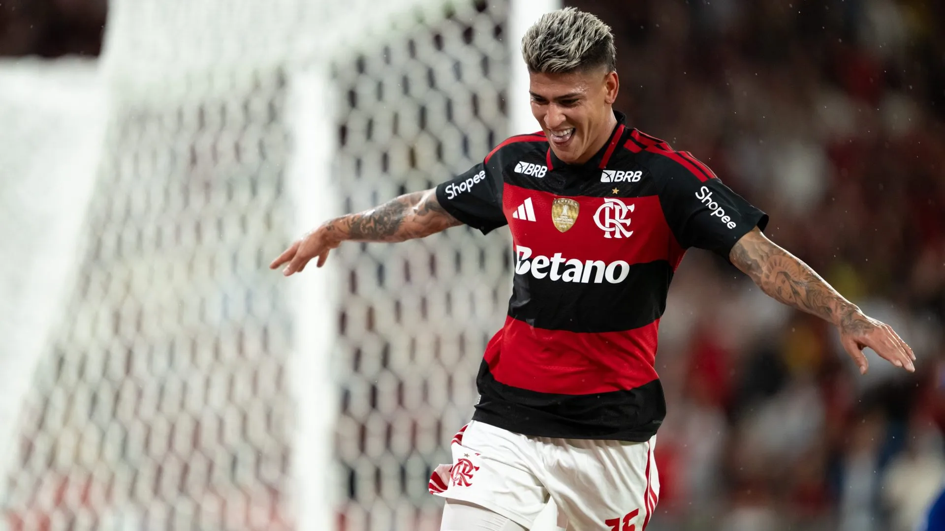 Jorge Carrascal no Flamengo.