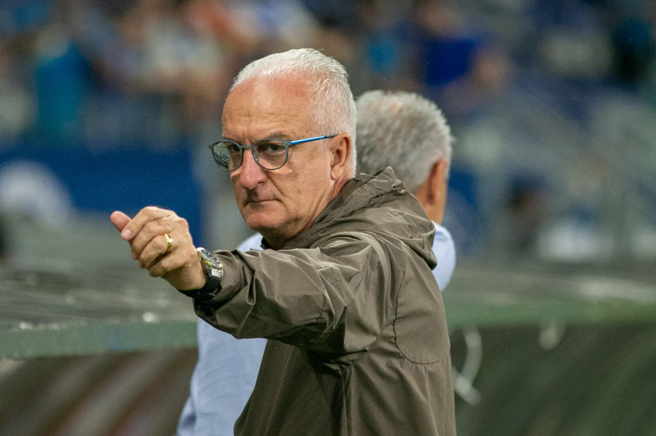 Dorival Junior ex-tecnico do Corinthians durante partida contra o Cruzeiro no estadio Mineirao pelo campeonato Brasileiro A 2026. Foto: Fernando Moreno/AGIF.
