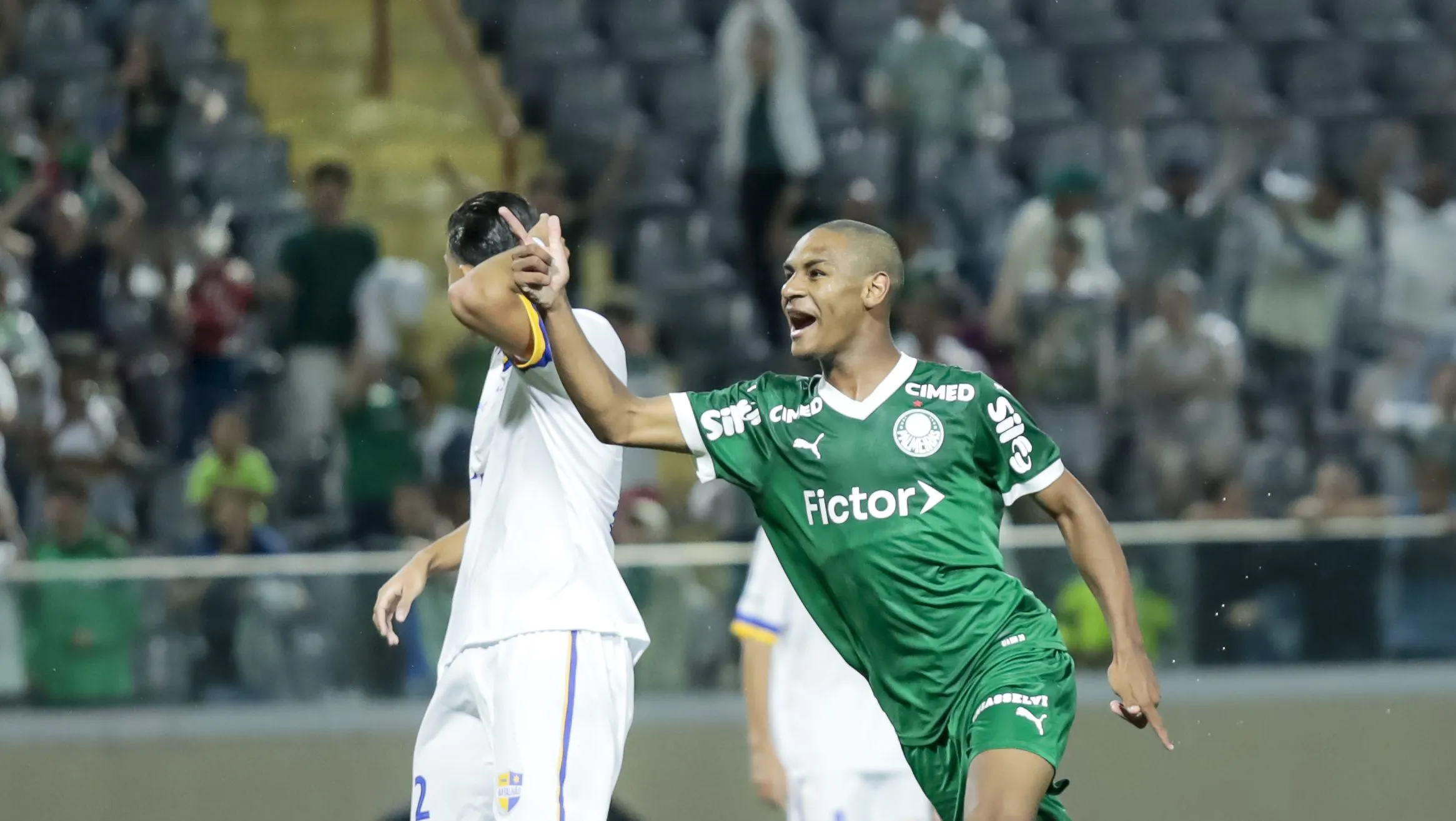 Eduardo Conceicao jogador do Palmeiras comemora seu gol durante partida contra o Batalhao no estadio Arena Barueri pelo campeonato Copa Sao Paulo Junior 2026. Foto: Marco Miatelo/AGIF