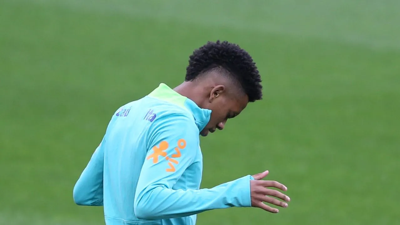 Estevao jogador da Selecao Brasileira durante treino na Neo Quimica Arena em Sao Paulo (SP),  Foto: Marlon Costa/AGIF