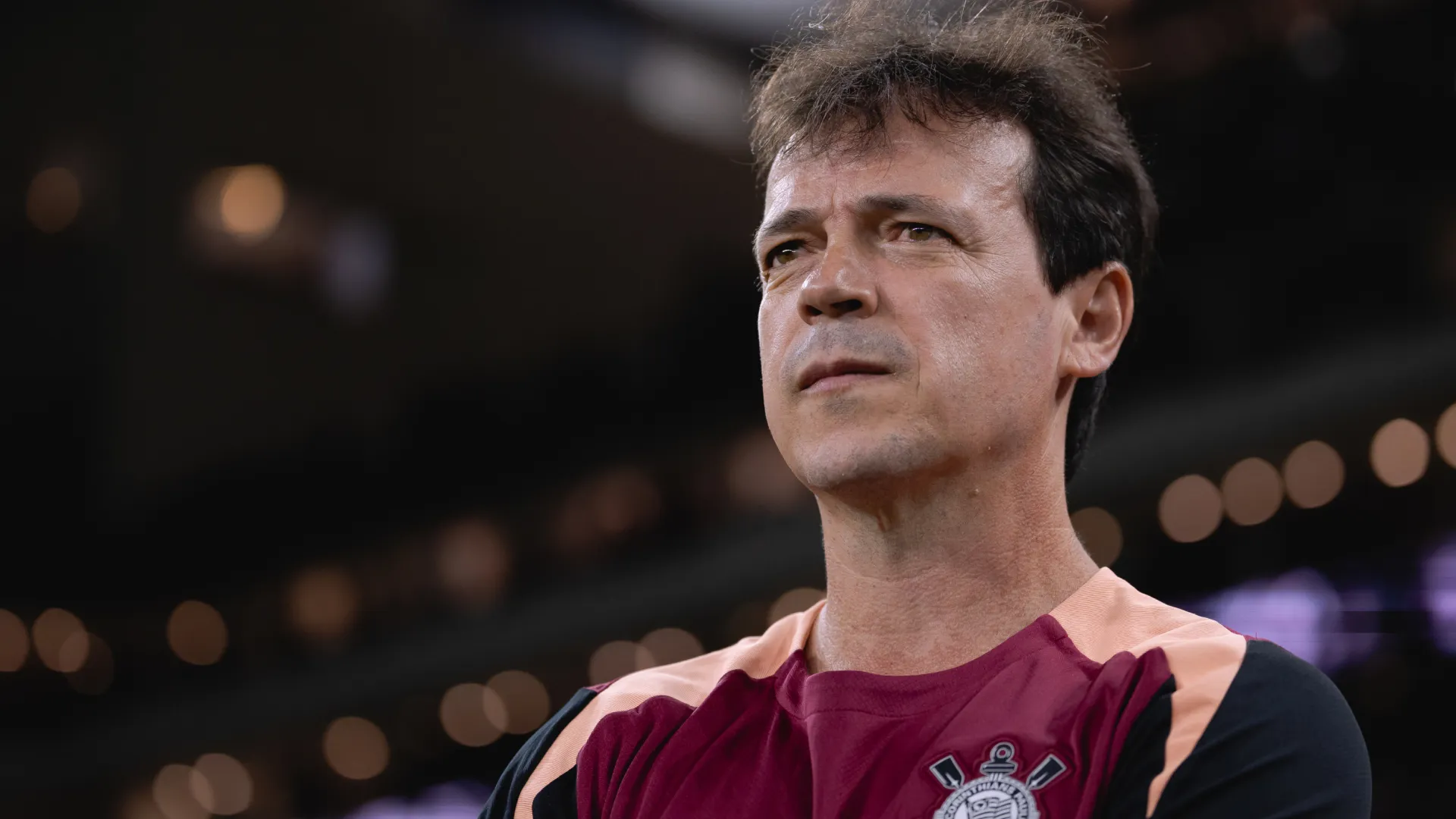 Fernando Diniz está invicto no Timão – Foto: Ettore Chiereguini/AGIF