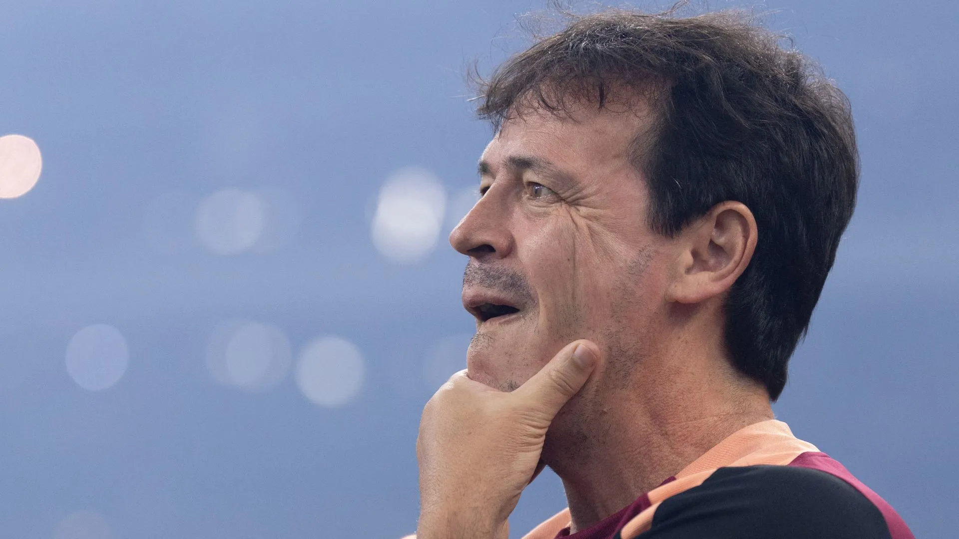 Fernando Diniz no comando técnico do Corinthians – Foto Ettore Chiereguini/AGIF