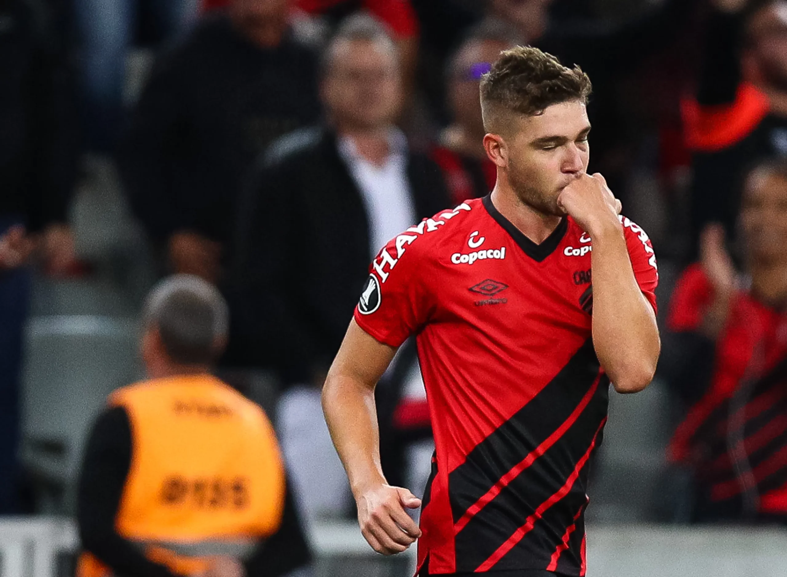 Bissoli na época de Athletico-PR – Foto: Buda Mendes/Getty Images