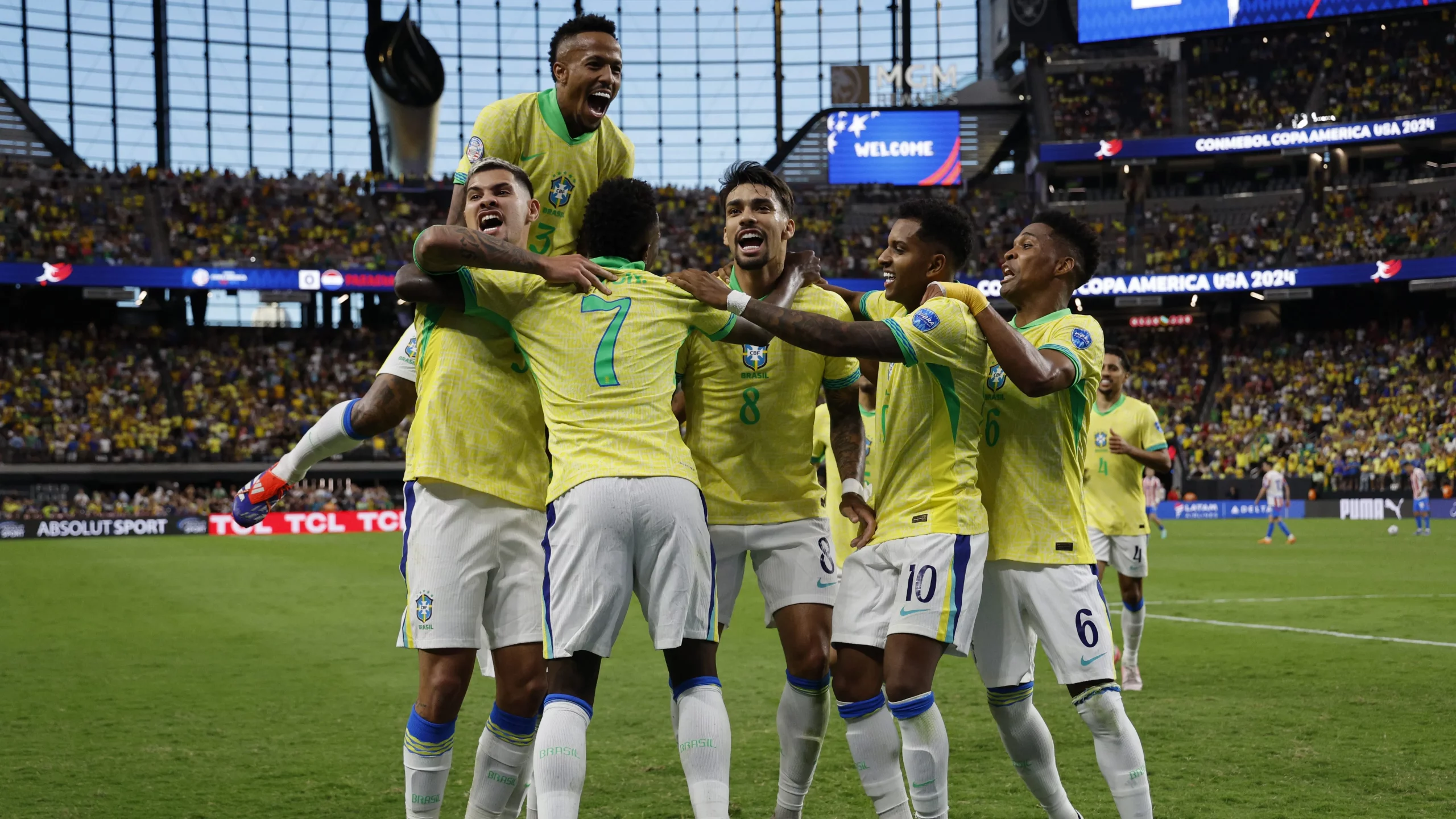 Seleção Brasileira. (Photo by Kevork Djansezian/Getty Images)