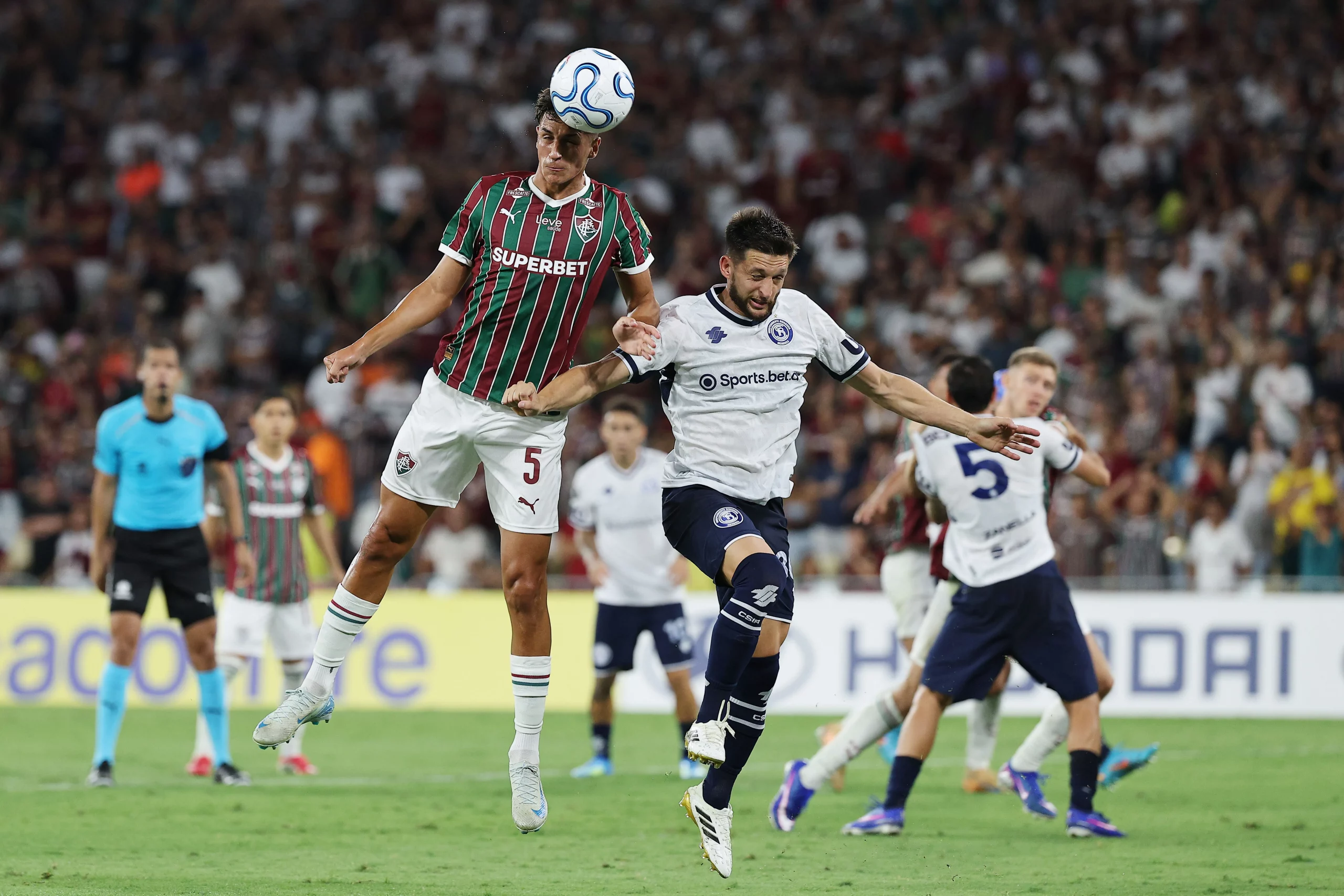 Fluzão perdeu por 2 a 1 como mandante. Foto: Wagner Meier/Getty Images