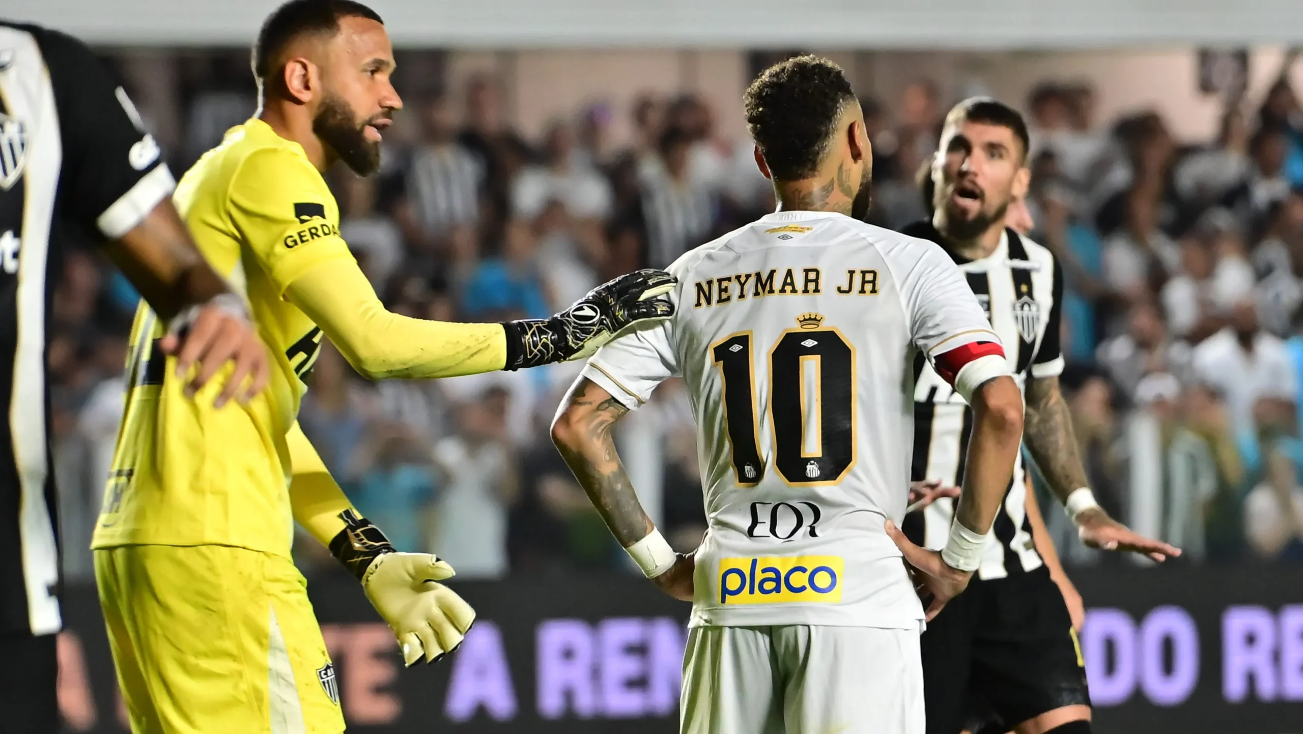 Santos x Atlético-MG - Foto: Jota Erre/AGIF.