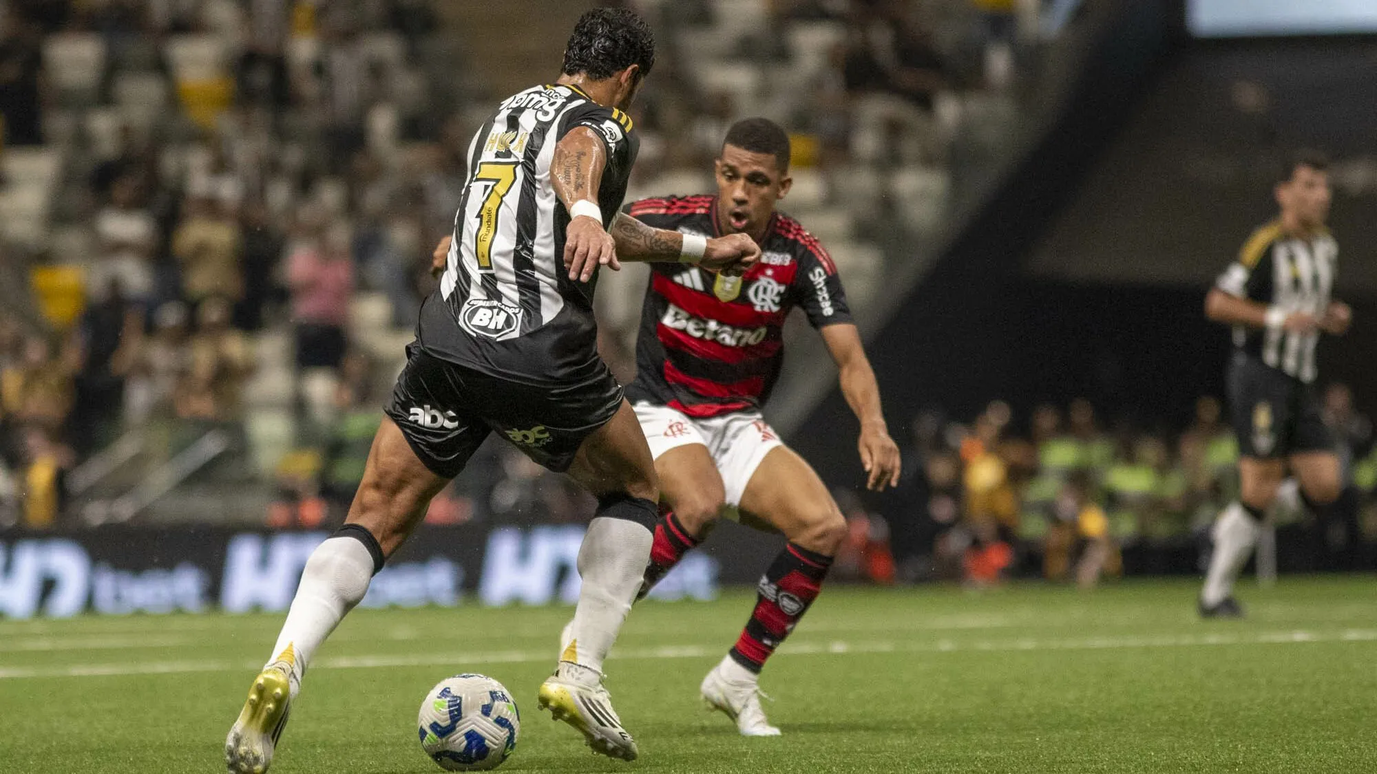 Hulk atuando contra o Mais Querido em 2025. Foto: Fernando Moreno/AGIF