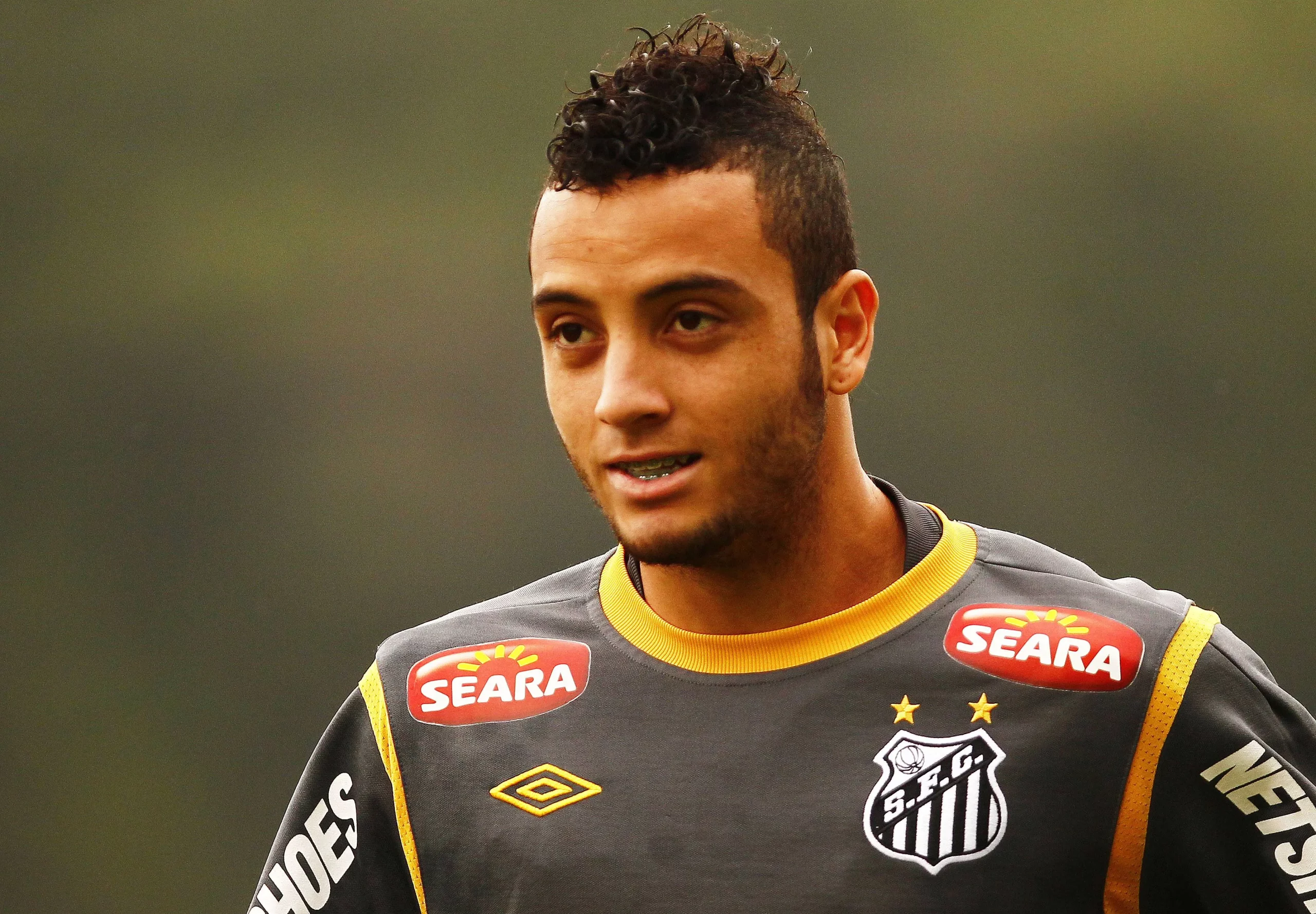 Felipe Anderson foi revelado na base do Peixe e conquistou a Libertadores em 2011 – Foto: IMAGO / Fotoarena