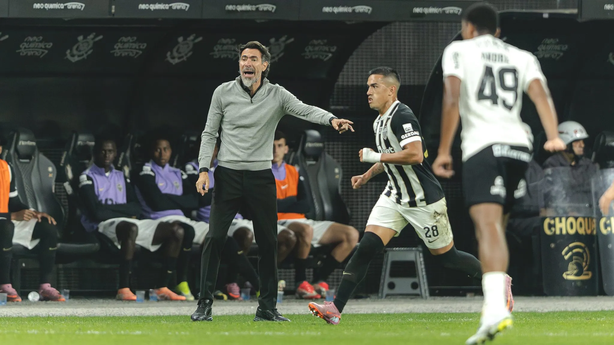 Domínguez em ação no duelo entre Corinthians x Galo – Foto: Pedro Souza / Atlético