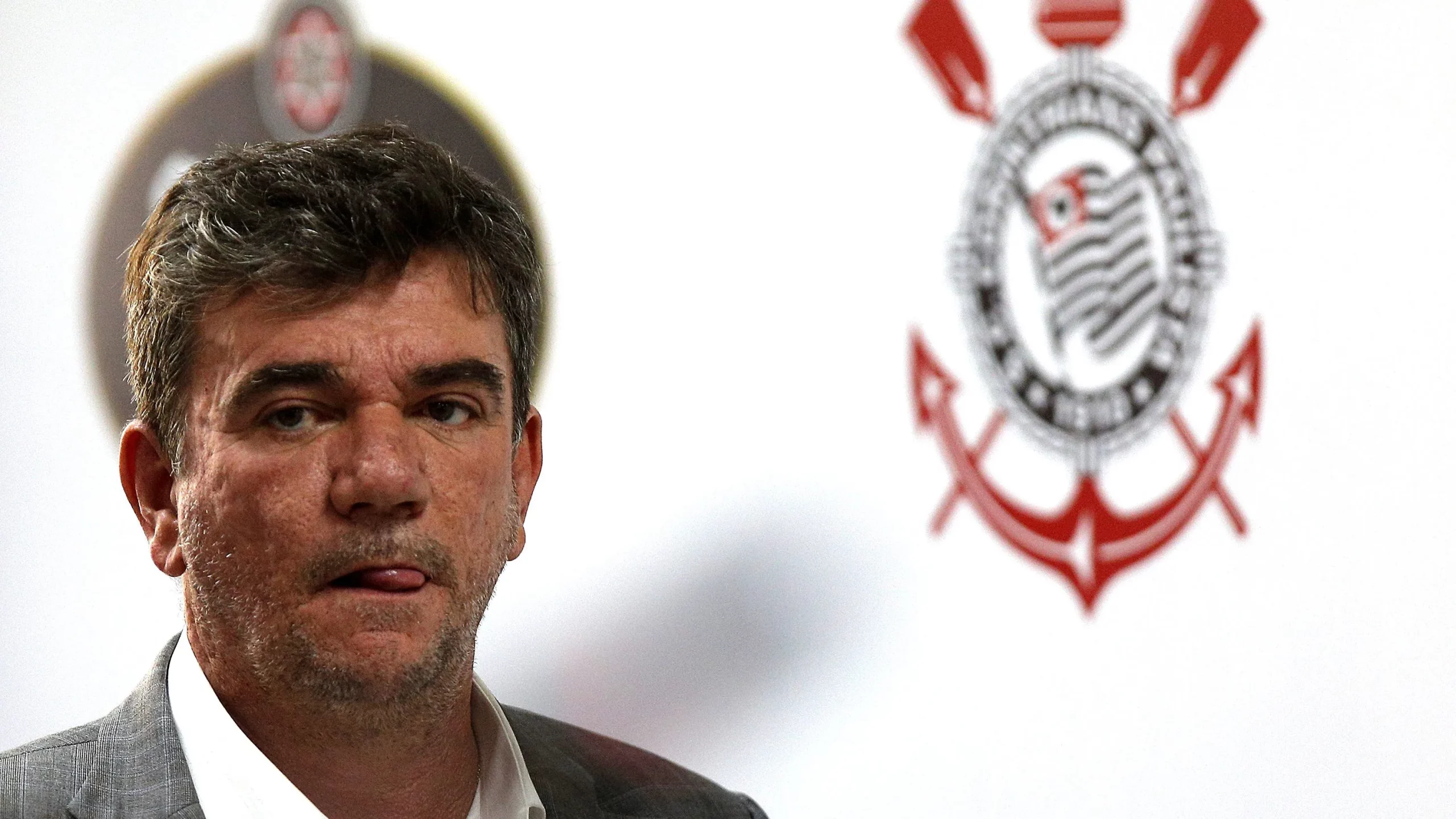 Ex-presidente agora não pode mais frequentar o Parque São Jorge –  Foto: Daniel Vorley/AGIF