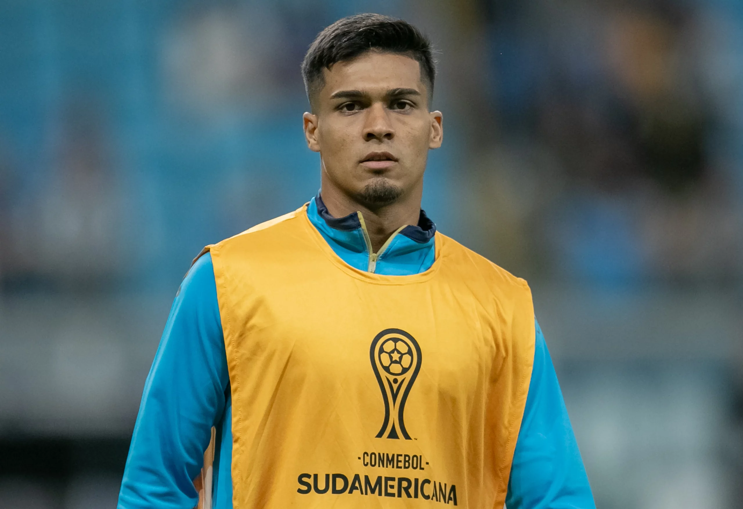 Matias Arezo jogador do Gremio durante partida contra o Atletico Grau no estadio Arena do Gremio pelo campeonato Copa Sul-americana 2025. Foto: Liamara Polli/AGIF