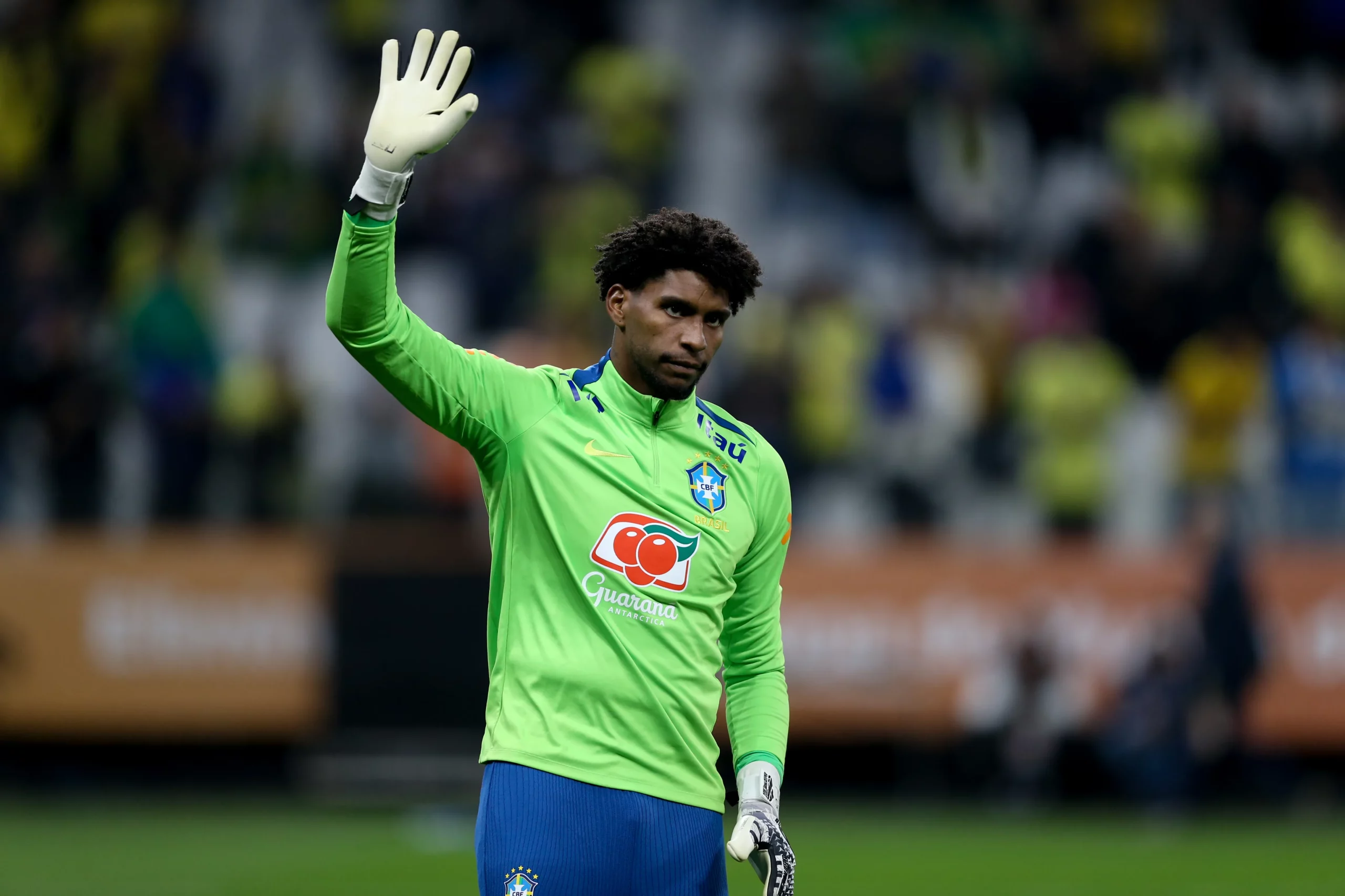 Hugo Souza goleiro da Selecao Brasileira durante a partida entre Brasil e Paraguai na Neo Quimica Arena. Foto: Marlon Costa/AGIF