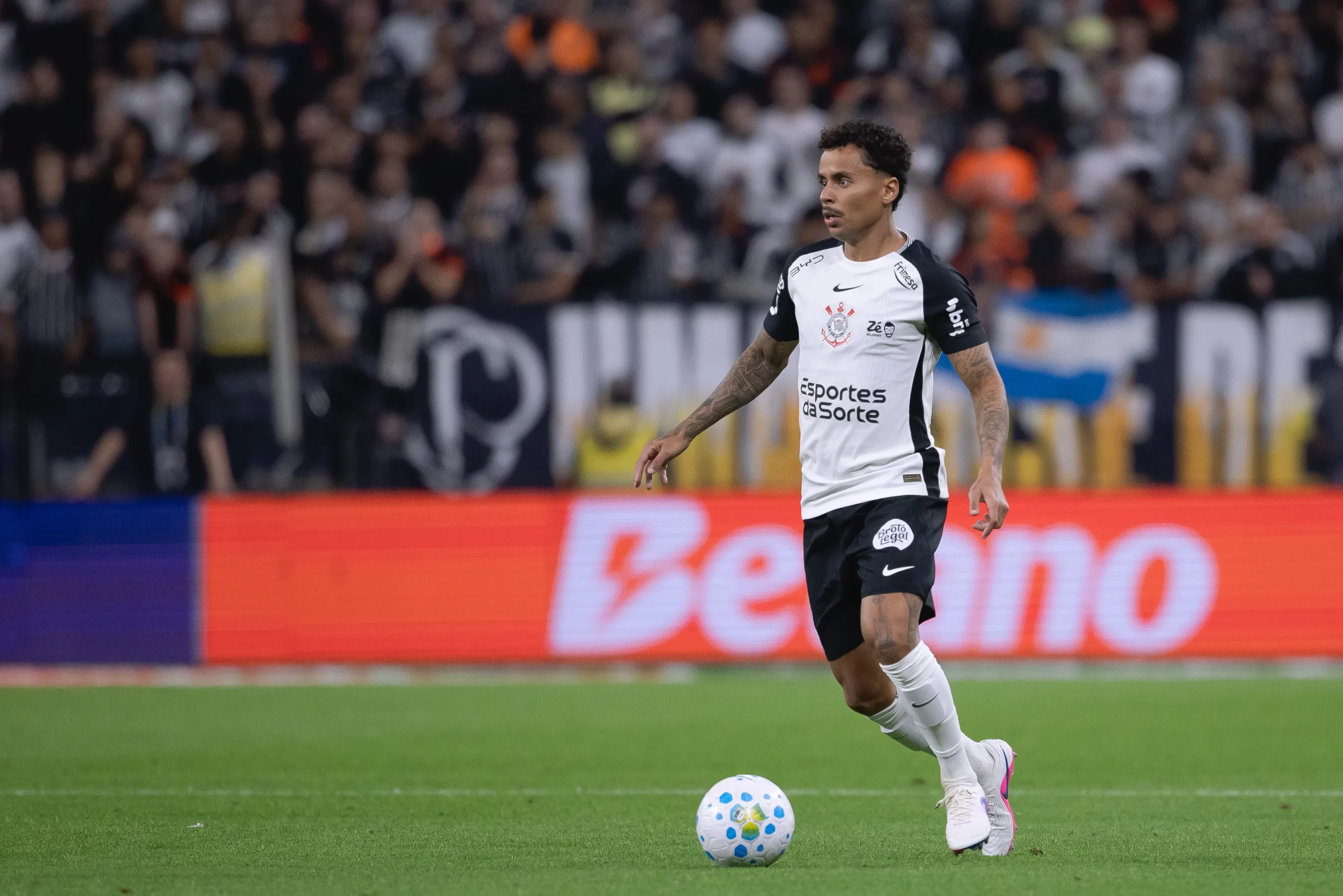 SP – SAO PAULO – 11/03/2026 – BRASILEIRO A 2026, CORINTHIANS X CORITIBA – Allan jogador do Corinthians durante partida contra o Coritiba no estadio Arena Corinthians pelo campeonato Brasileiro A 2026. Foto: Ettore Chiereguini/AGIF