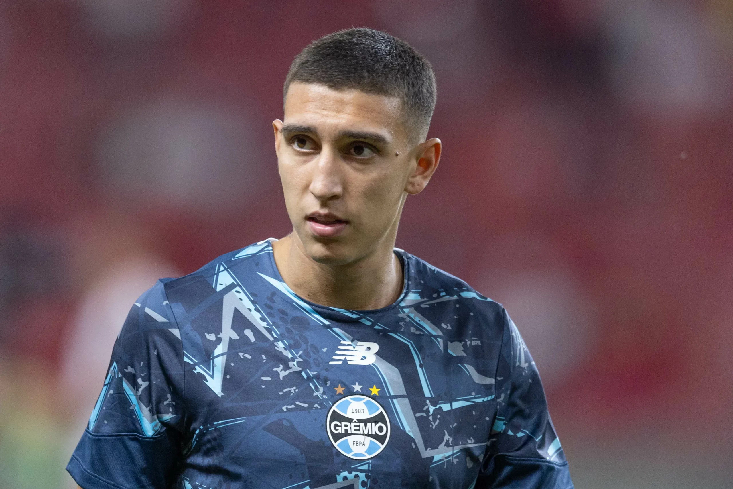 RS – PORTO ALEGRE – 11/04/2026 – BRASILEIRO A 2026, INTERNACIONAL X GREMIO – Monsalve jogador do Gremio durante partida contra o Internacional no estadio Beira-Rio pelo campeonato Brasileiro A 2026. Foto: Liamara Polli/AGIF