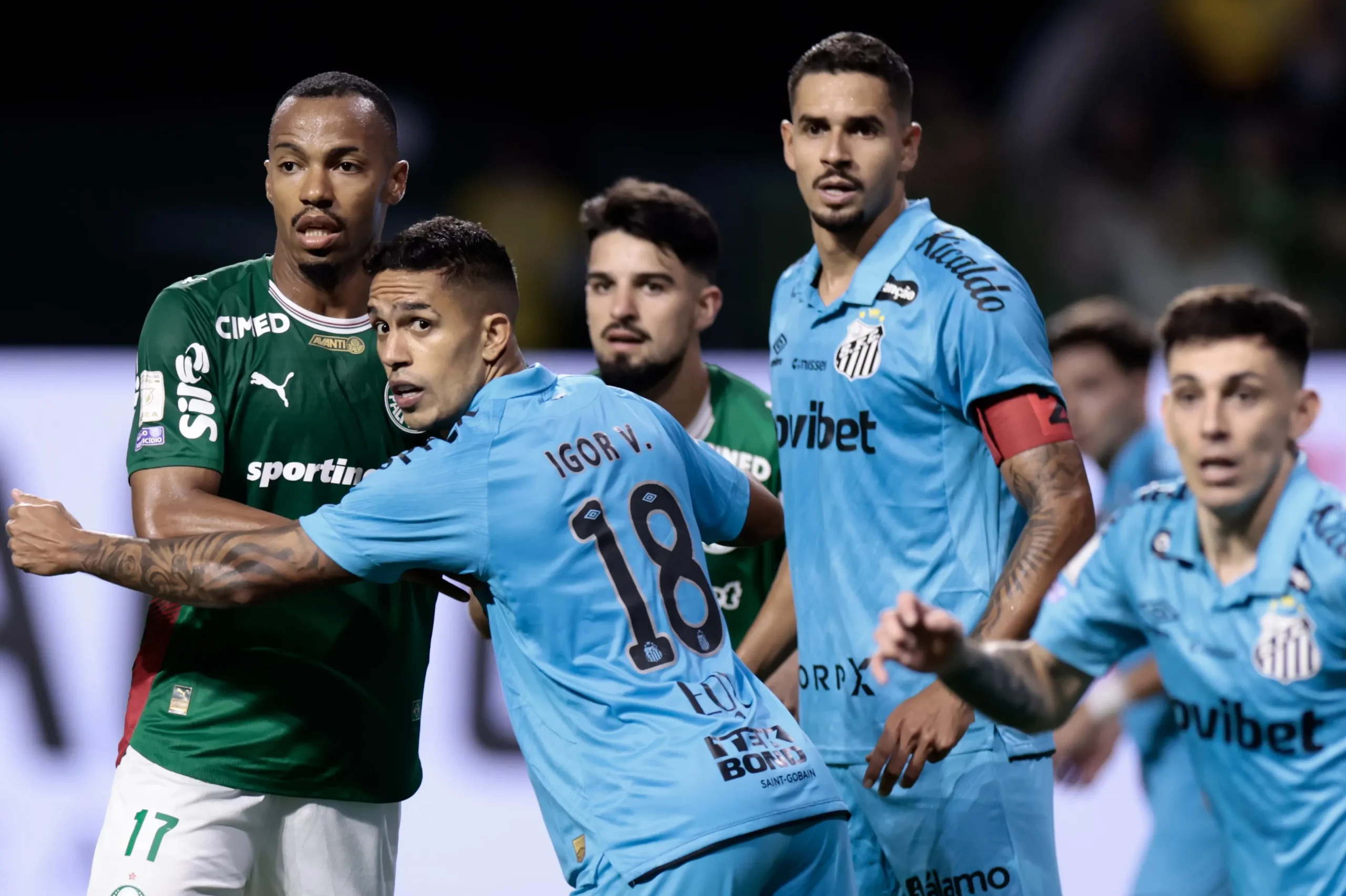 SP – SAO PAULO – 02/05/2026 – BRASILEIRO A 2026, PALMEIRAS X SANTOS – Igor Vinicius jogador do Santos durante partida contra o Palmeiras no estadio Arena Allianz Parque pelo campeonato Brasileiro A 2026. Foto: Marcello Zambrana/AGIF