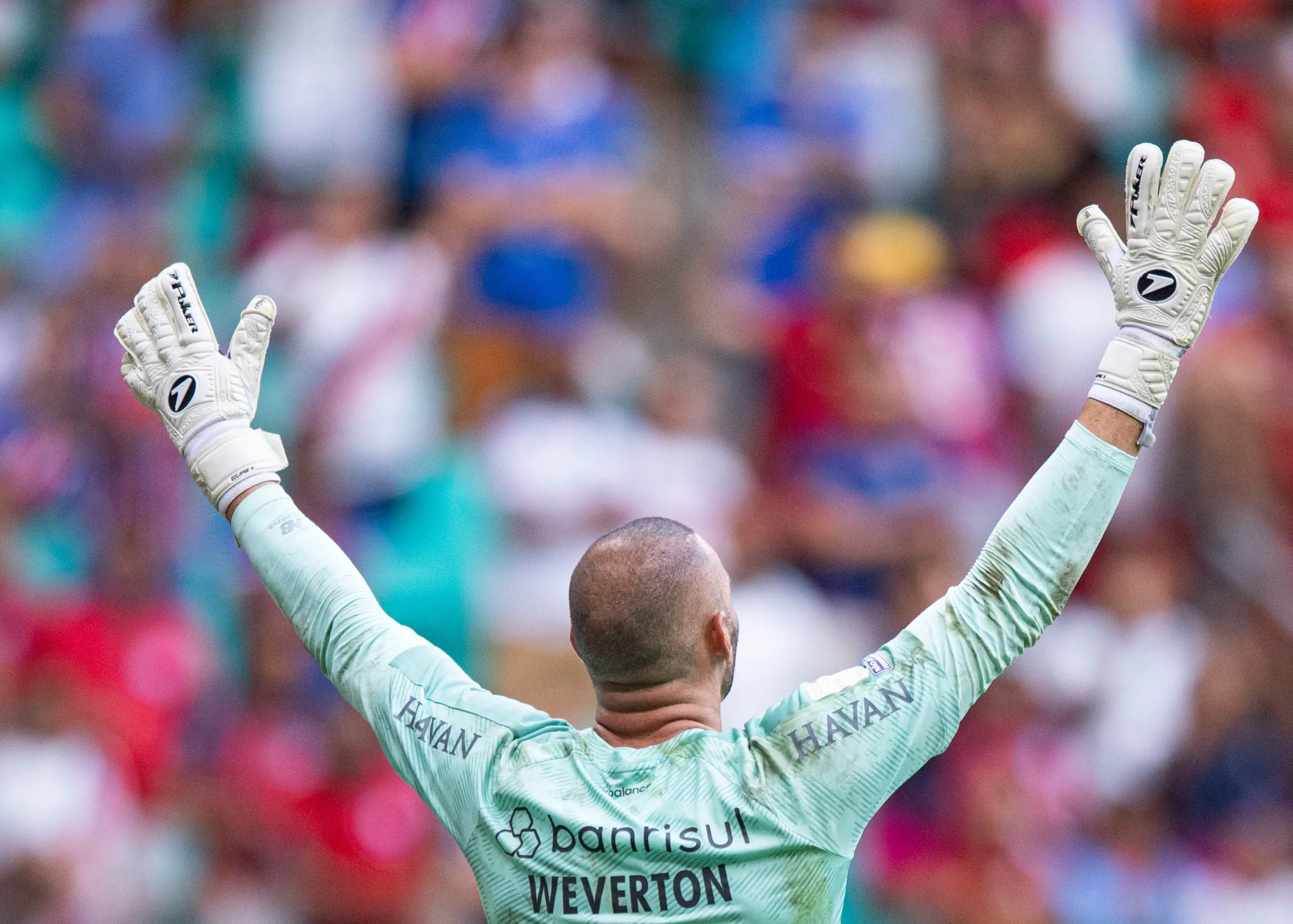 BA – SALVADOR – 17/05/2026 – BRASILEIRO A 2026, BAHIA X GREMIO – Weverton jogador do Gremio durante partida contra o Bahia no estadio Arena Fonte Nova pelo campeonato Brasileiro A 2026. Foto: Jhony Pinho/AGIF