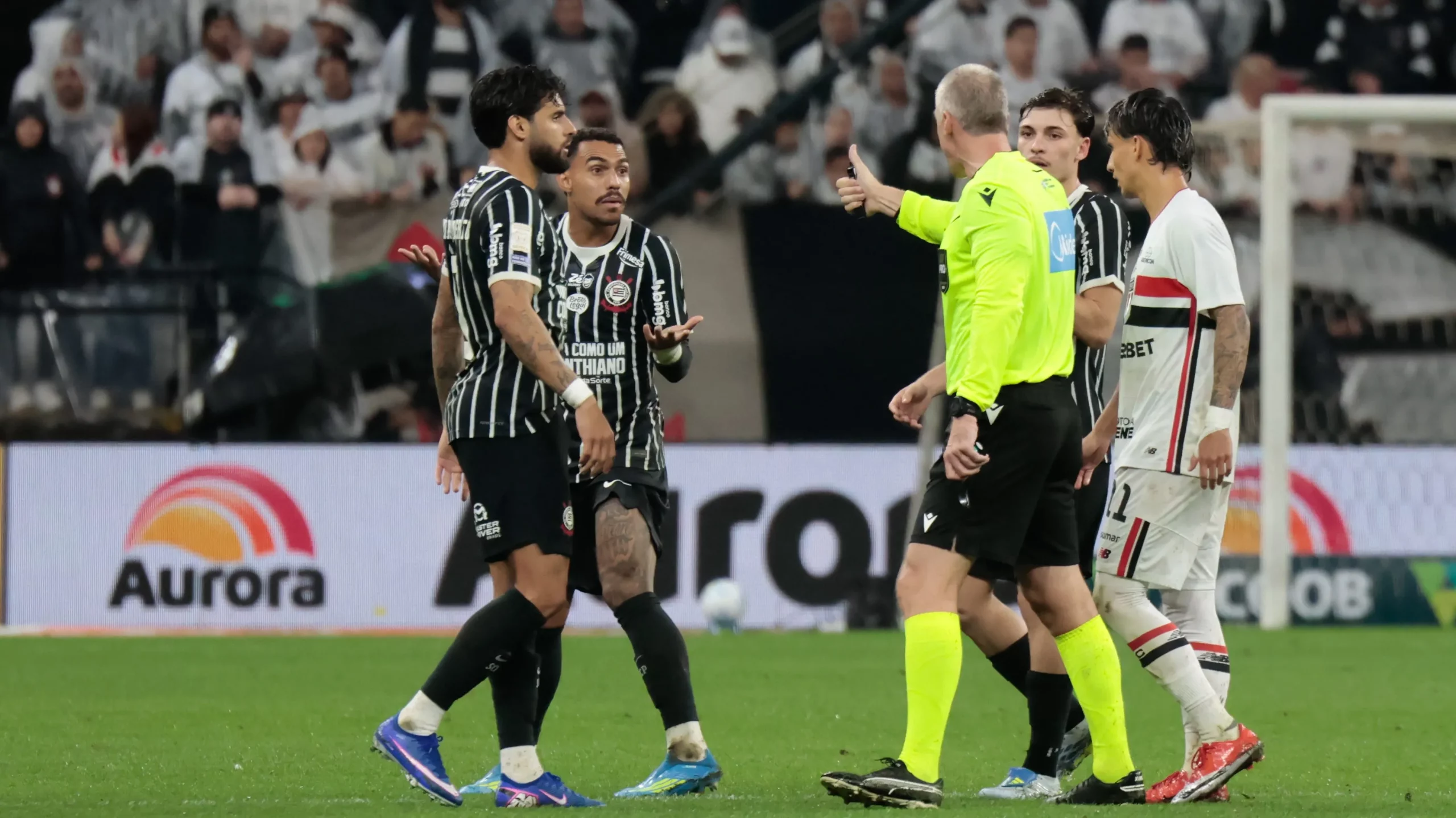 Corinthians X São Paulo. Foto: Marcello Zambrana/AGIF