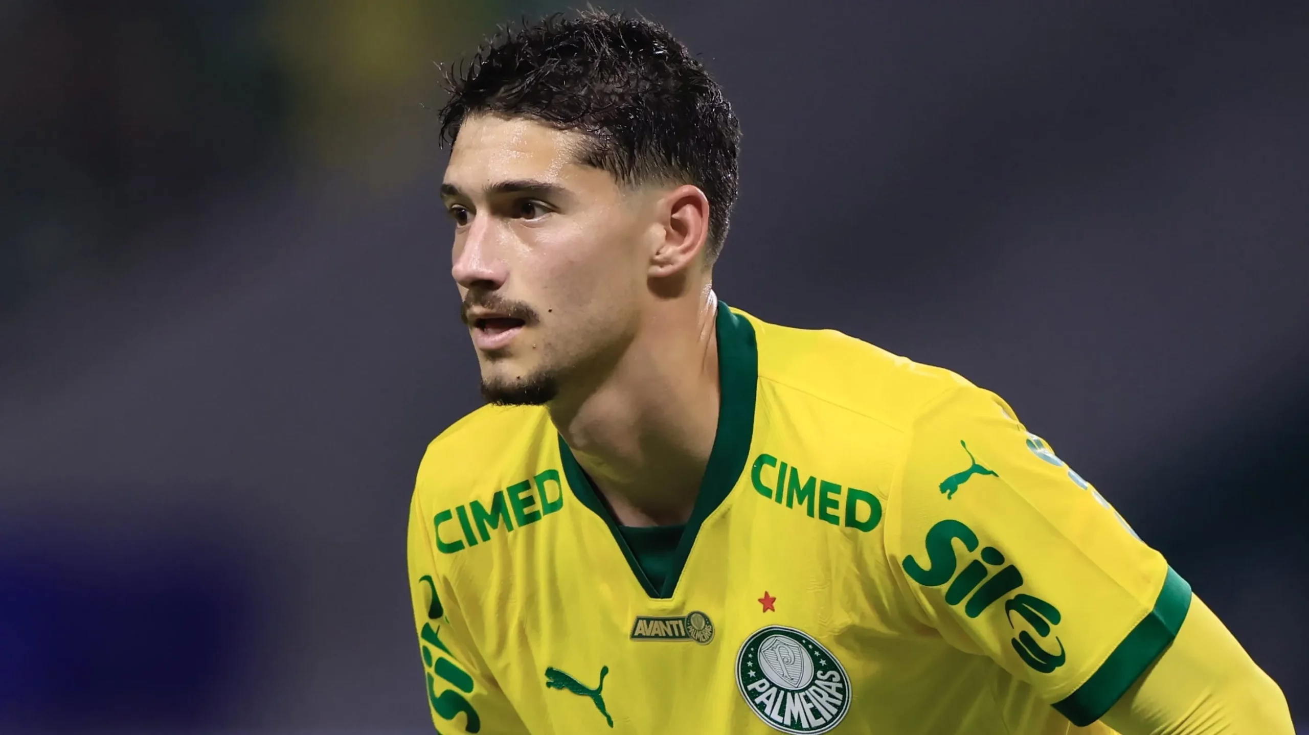 Emiliano Martínez, meio-campista do Palmeiras