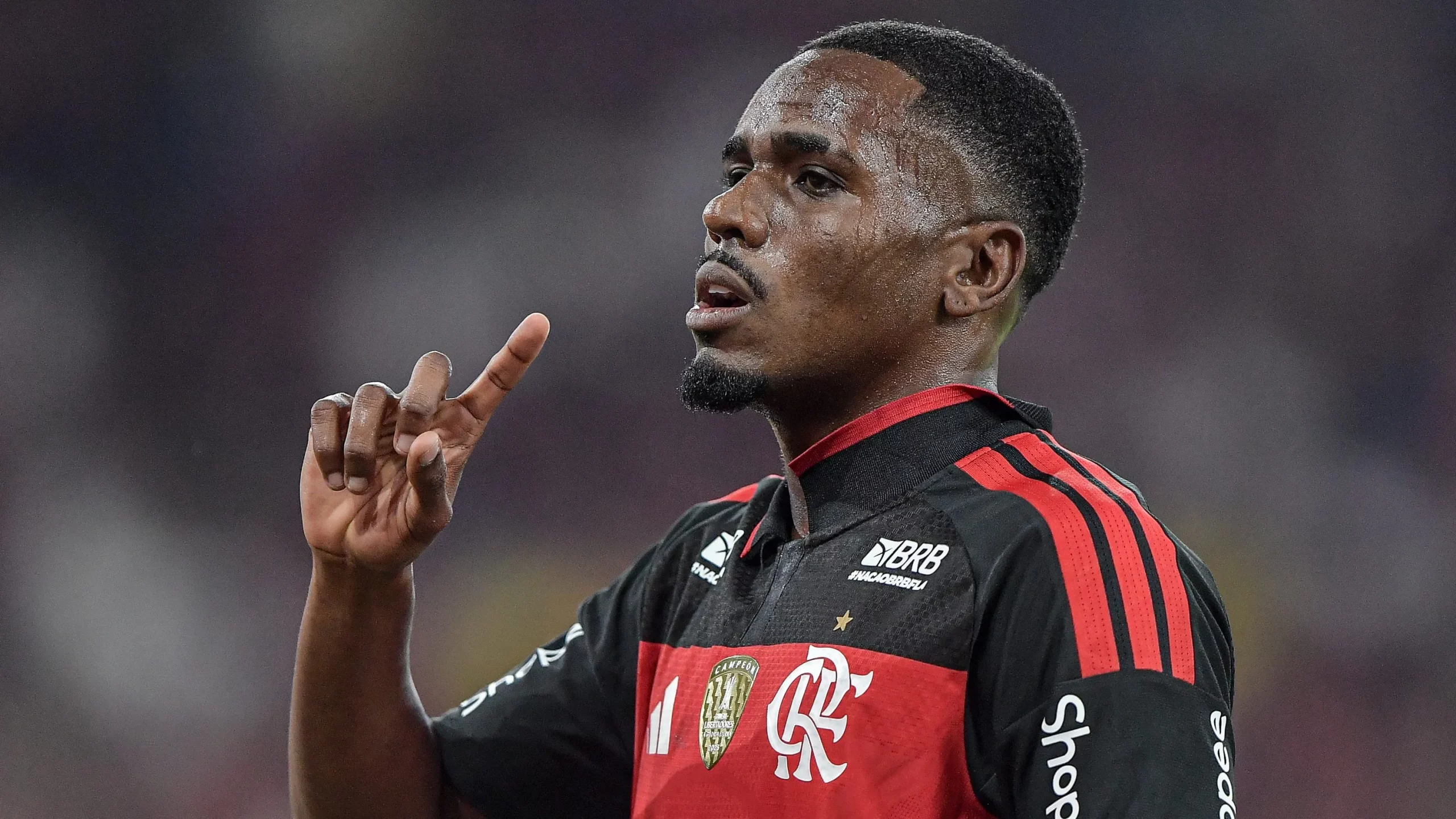 Volante Evertton Araújo está na mira de clubes da Europa, como Napoli, Newcastle e Bayer Leverkusen – Foto: Thiago Ribeiro/AGIF