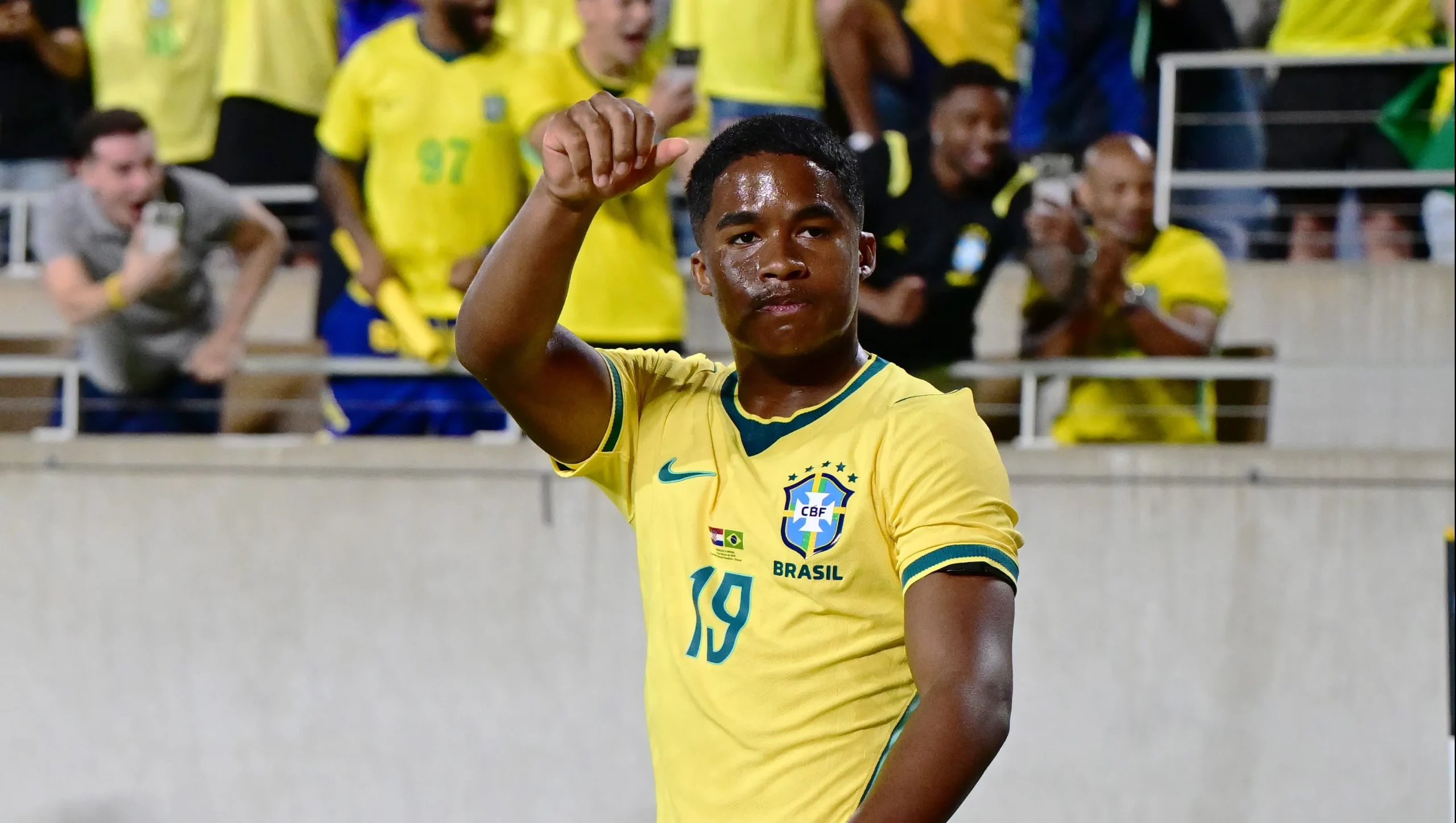 Endrick vive um bom momento - (Photo by Julio Aguilar/Getty Images).