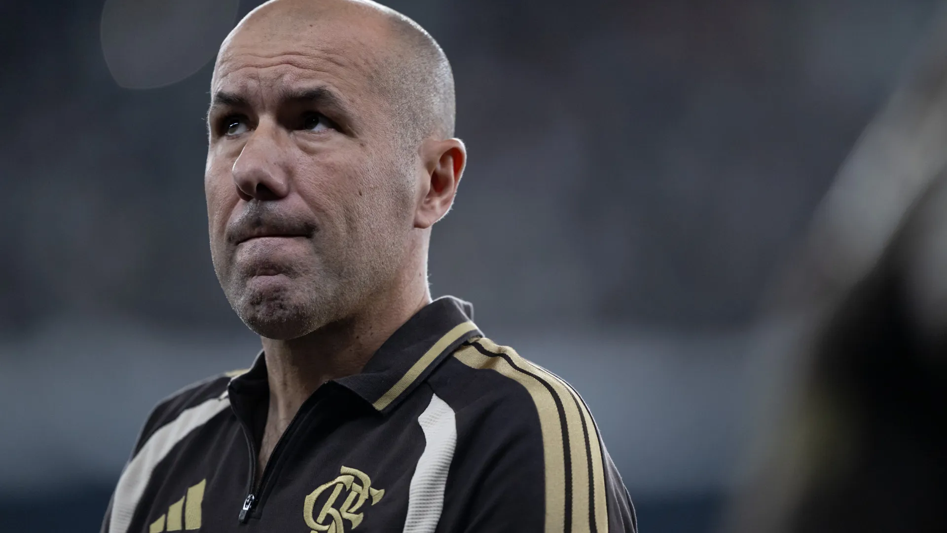 Jardim cumprirá suspensão em Medellín e será substituído pelo auxiliar José Barros – Foto: Jorge Rodrigues/AGIF