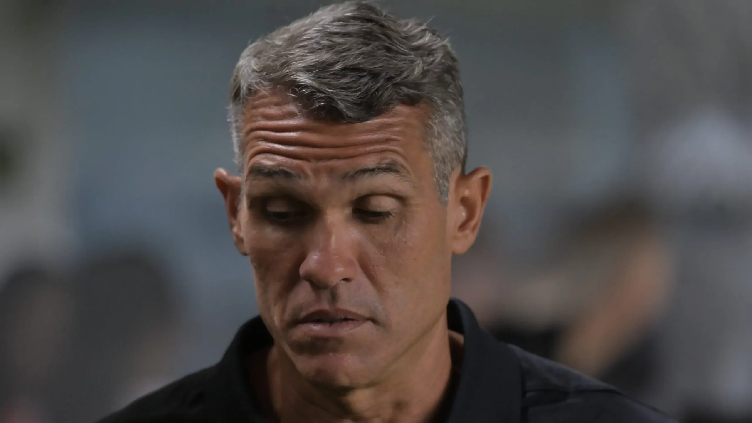 Foto: Jota Erre/AGIF – Lazaroni é membro permanente da comissão técnica do clube carioca.