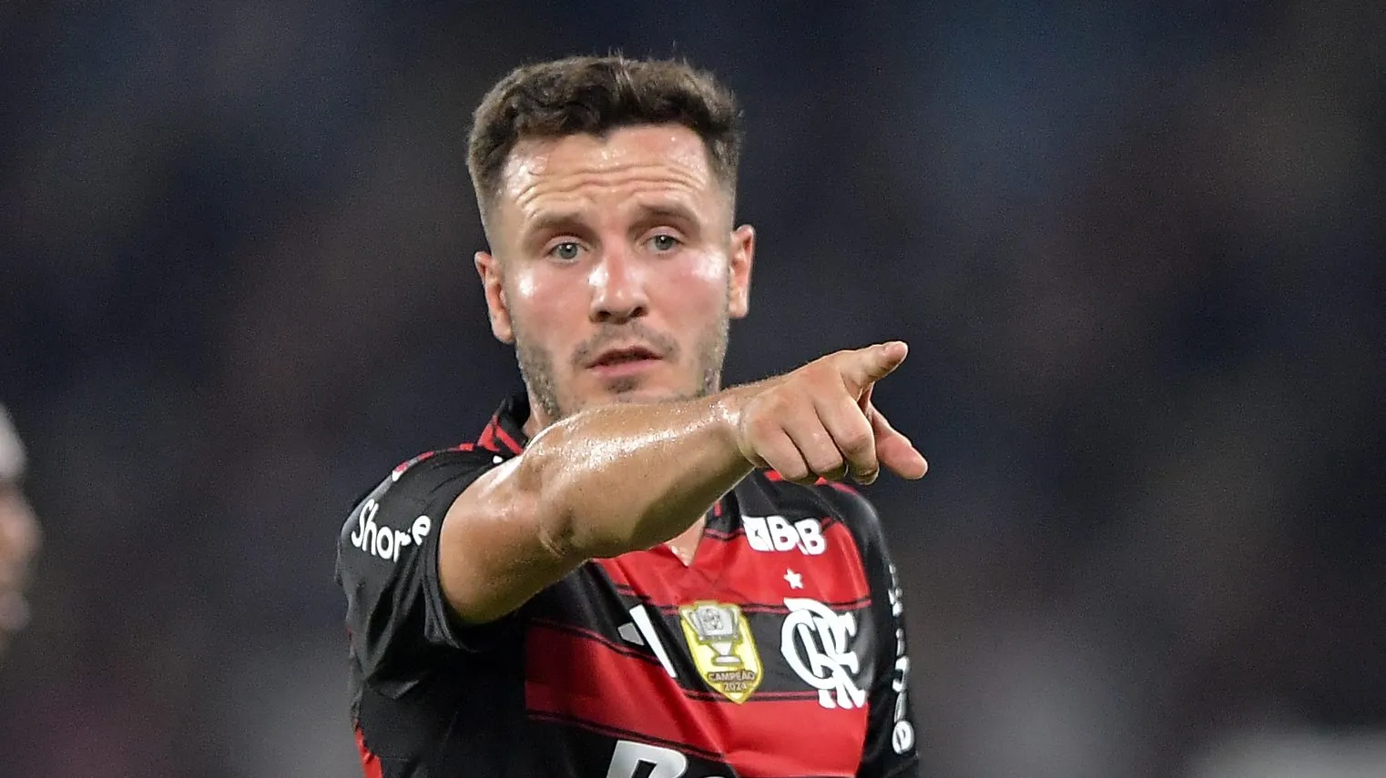Saúl em ação pelo Flamengo- Foto: Thiago Ribeiro/AGIF