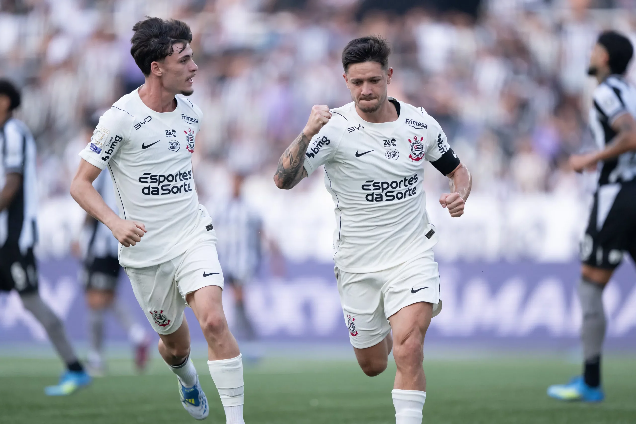 Garro comemora seu gol pelo Corinthians, na derrota para o Botafogo. Foto: Jorge Rodrigues/AGIF