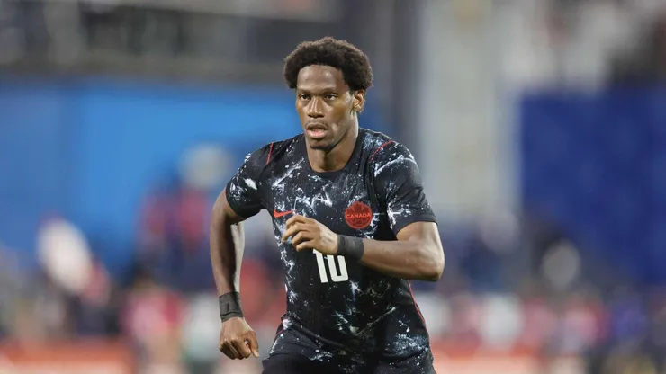Jogador da Juventus, Jonathan David é a principal esperança de gols do Canadá na estreia. Crédito: Associated Press / Alamy.