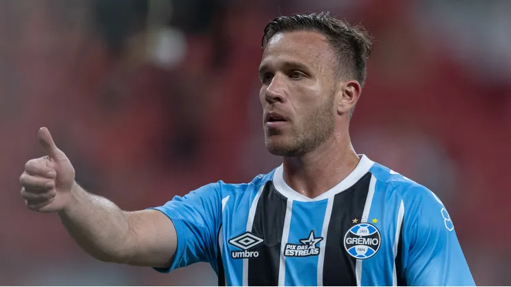 Arthur Melo interessa ao Corinthians - Foto: Liamara Polli/AGIF.