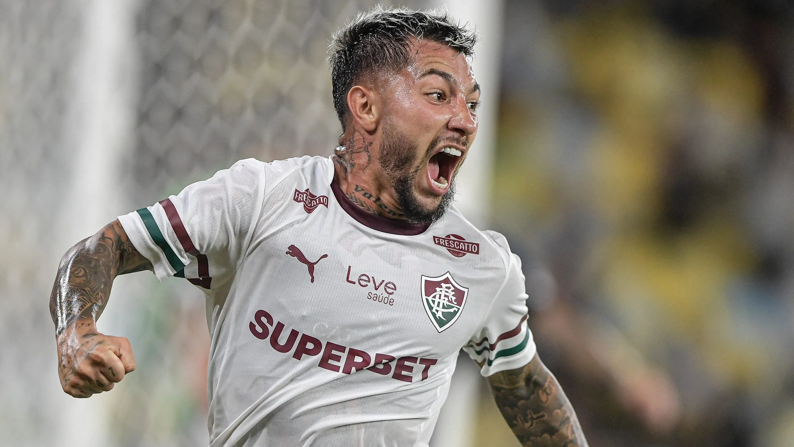 Lucho Acosta em campo pelo Fluminense. Foto: Thiago Ribeiro/AGIF
