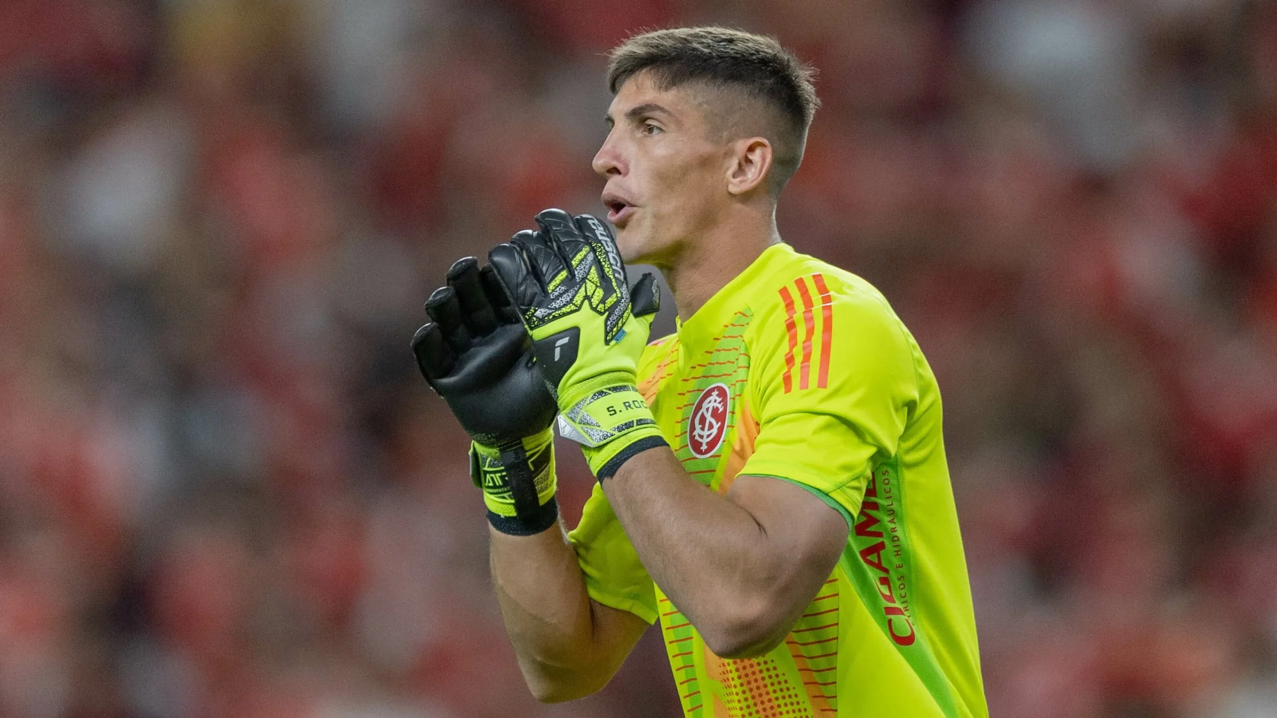 Rochet terá situação analisada para permanecer –  Foto: Liamara Polli/AGIF