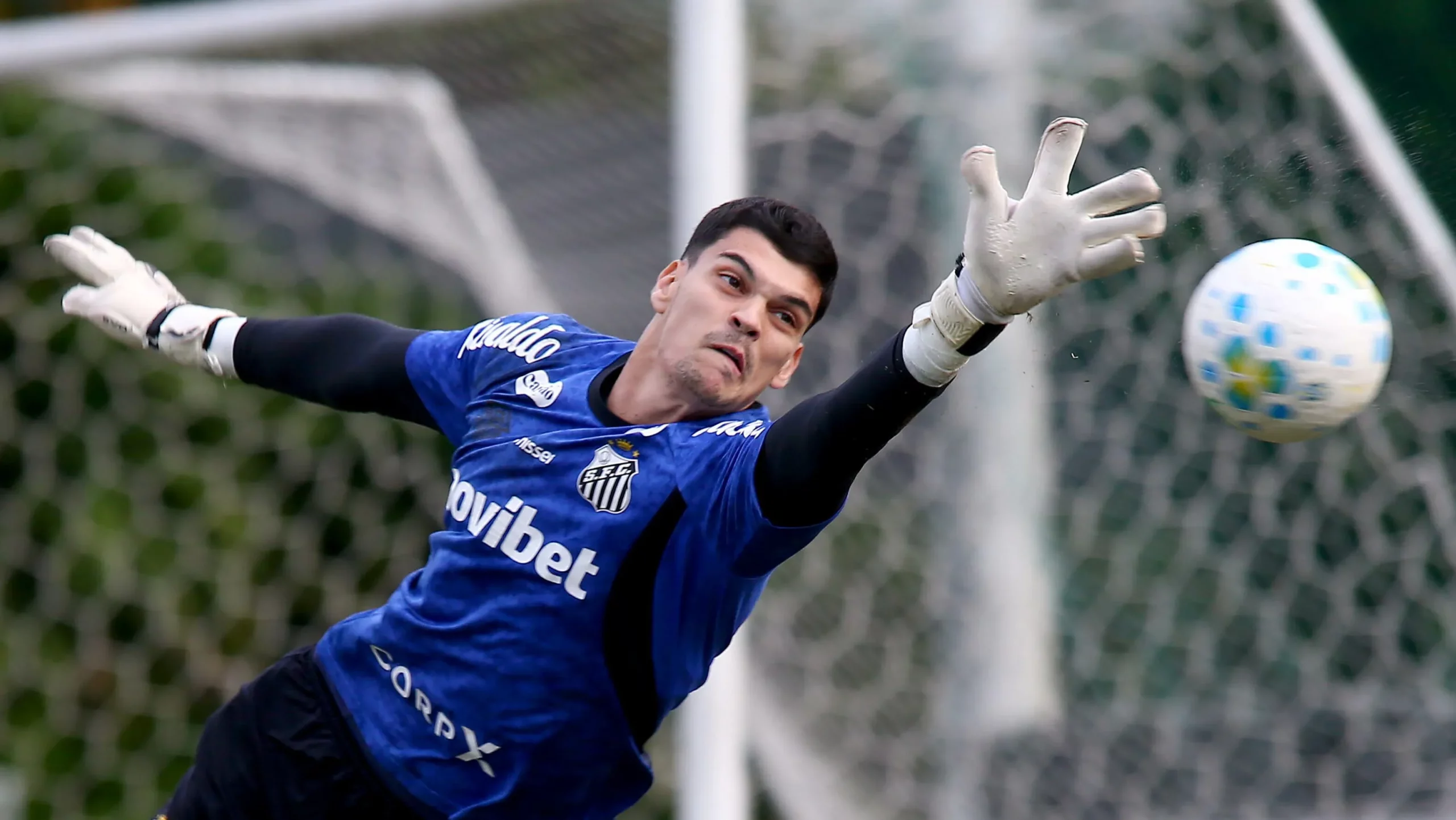 Gabriel Brazão durante treino no Centro de Treinamento CT Rei Pelé. Foto: Mauricio De Souza/AGIF