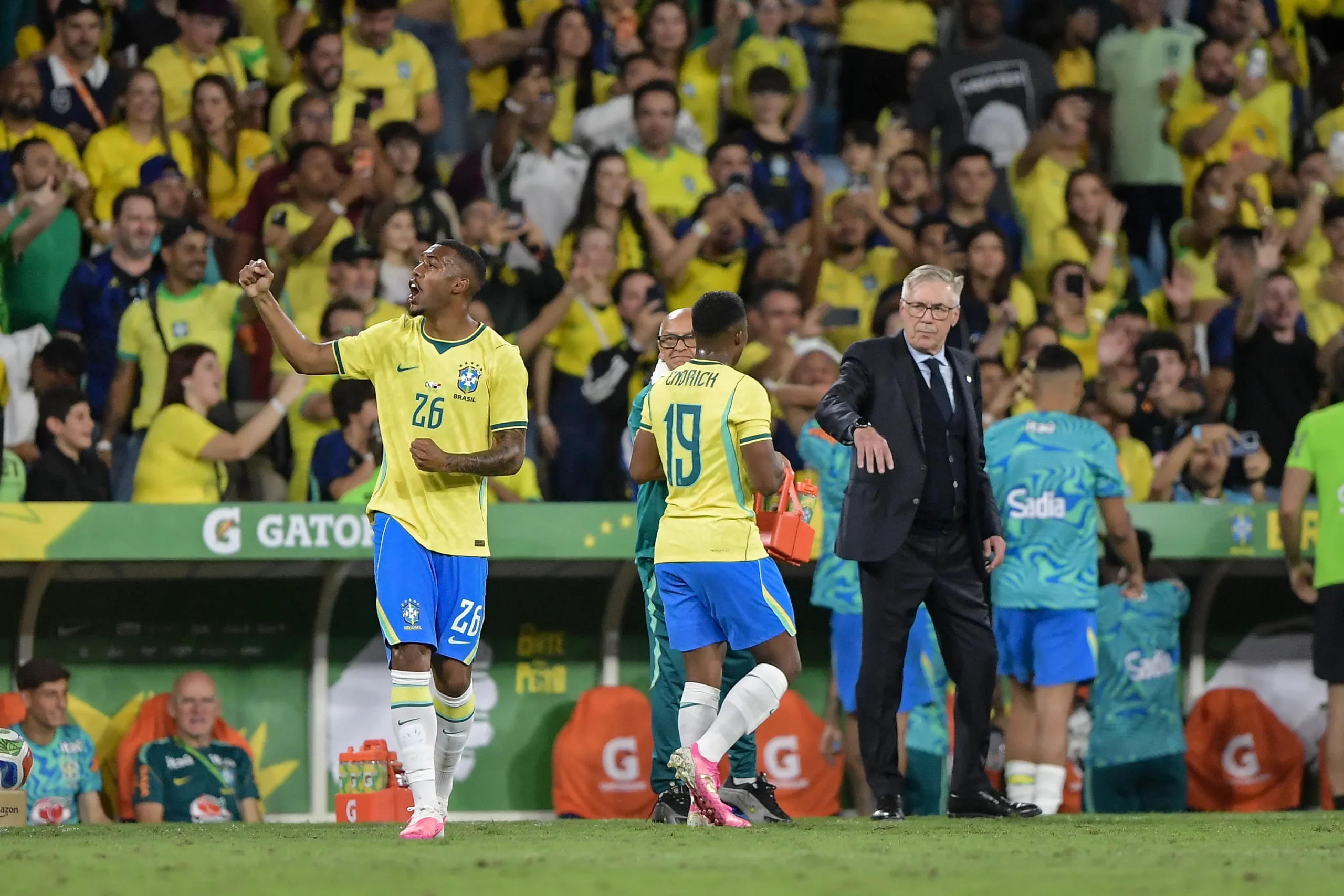 Ancelotti durante amistoso do Brasil. Foto: Thiago Ribeiro/AGIF