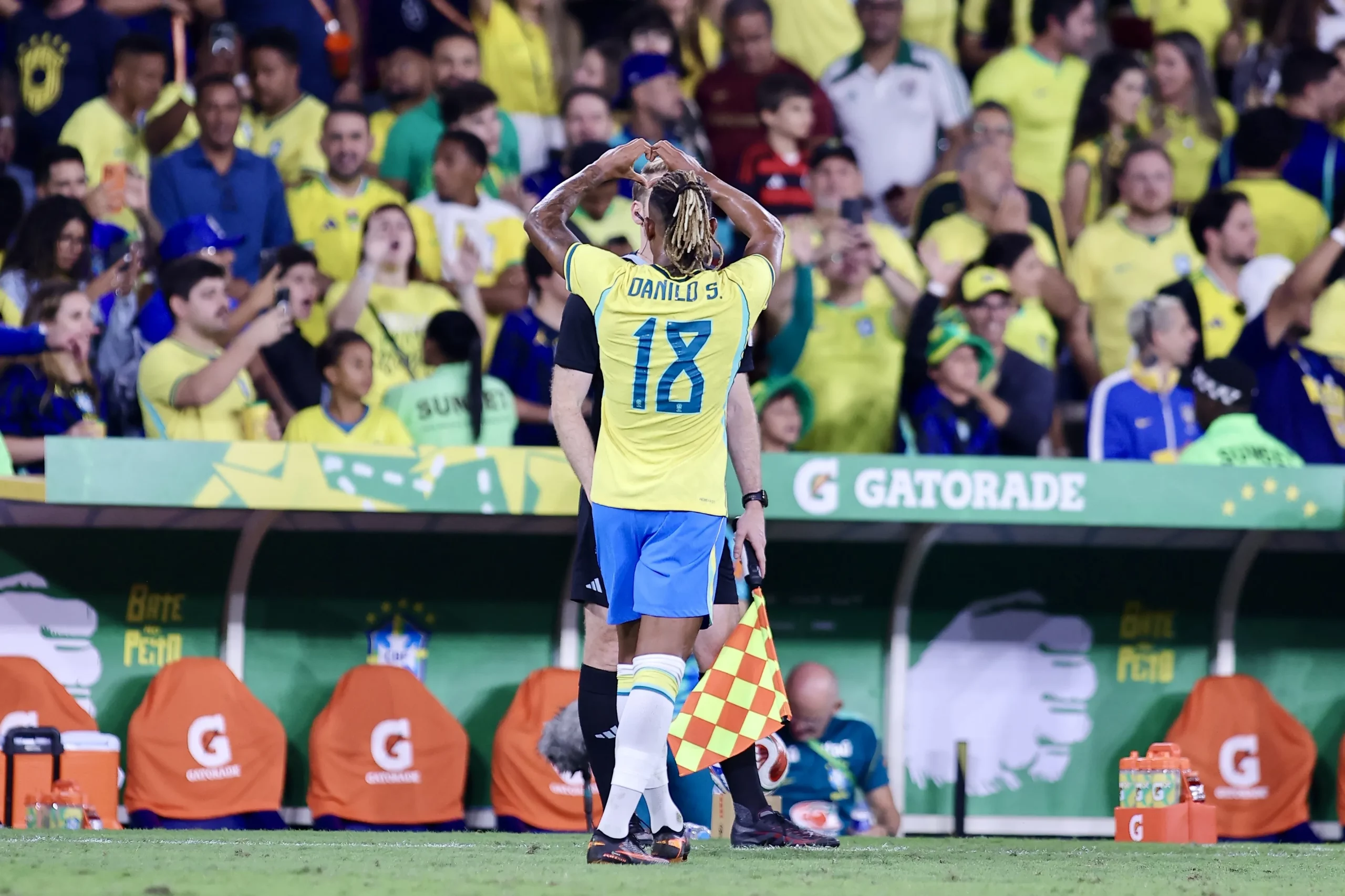 Danilo s jogador do Selecao Brasileira comemora seu gol durante partida contra o Panama. Foto: Baggio Rodrigues/AGIF
