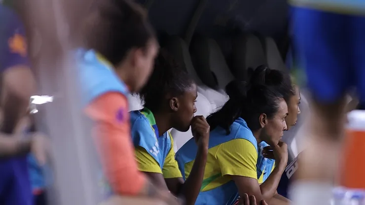 Banco de reservas da Seleção. Foto: Baggio Rodrigues/AGIF