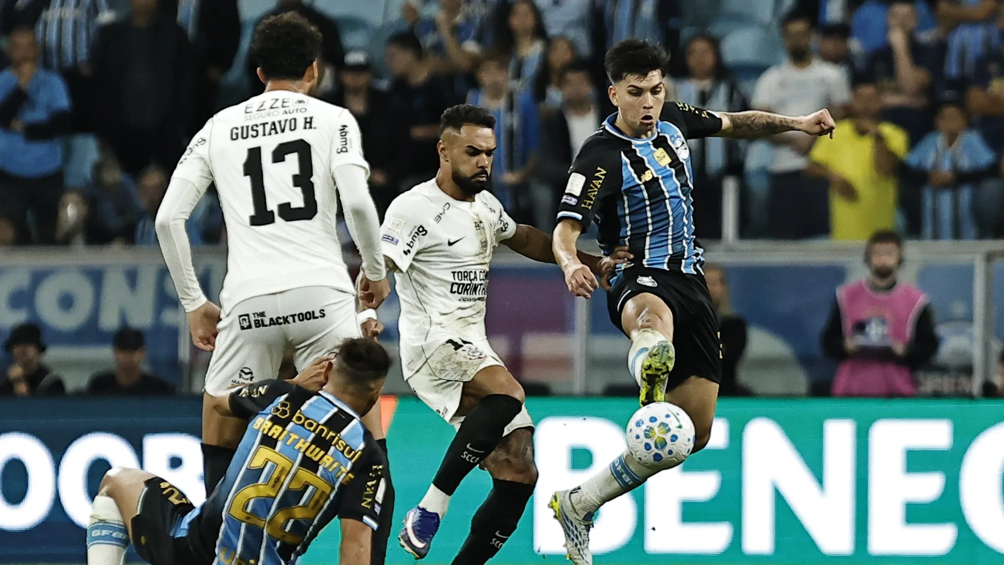 Grêmio x Corinthians - Foto: Roberto Vinicius/AGIF.