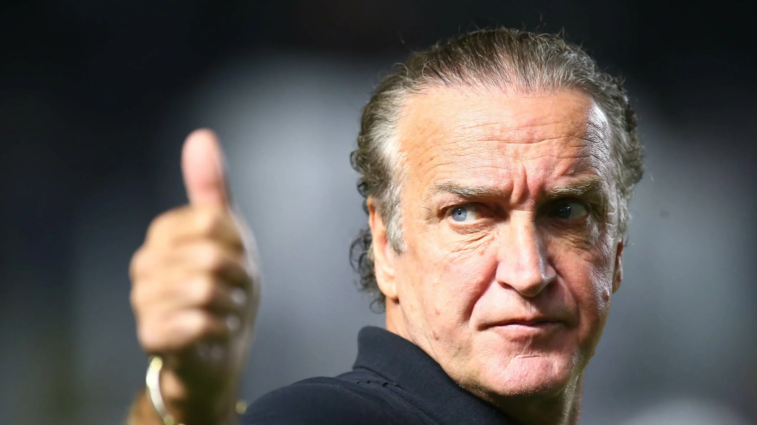 Foto: Mauricio De Souza/AGIF – Cuca, técnico do Santos, durante jogo contra o Atlético na Vila.