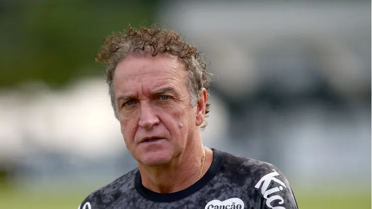 - Cuca tecnico do Santos durante treino no Centro de Treinamento CT Rei Pelé.
