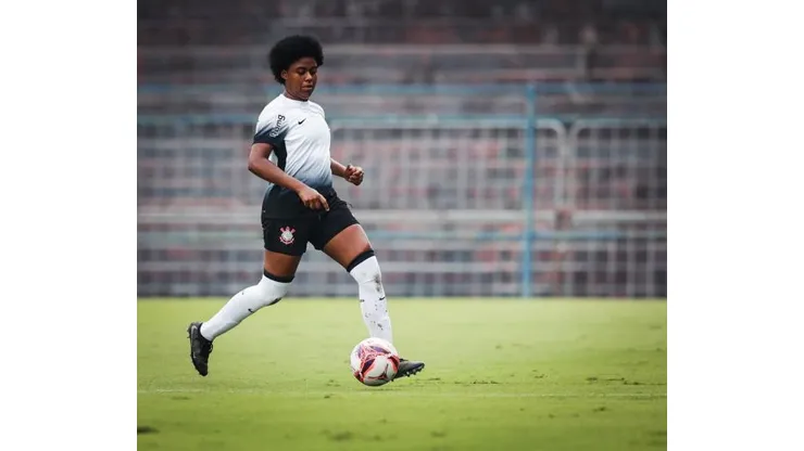 Emelym marca para o Corinthians. Foto: Agência Corinthians